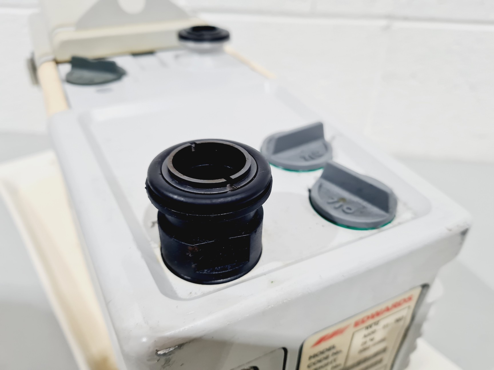 Image of Edwards 12 RV12 Rotary Vane Vacuum Pump Lab