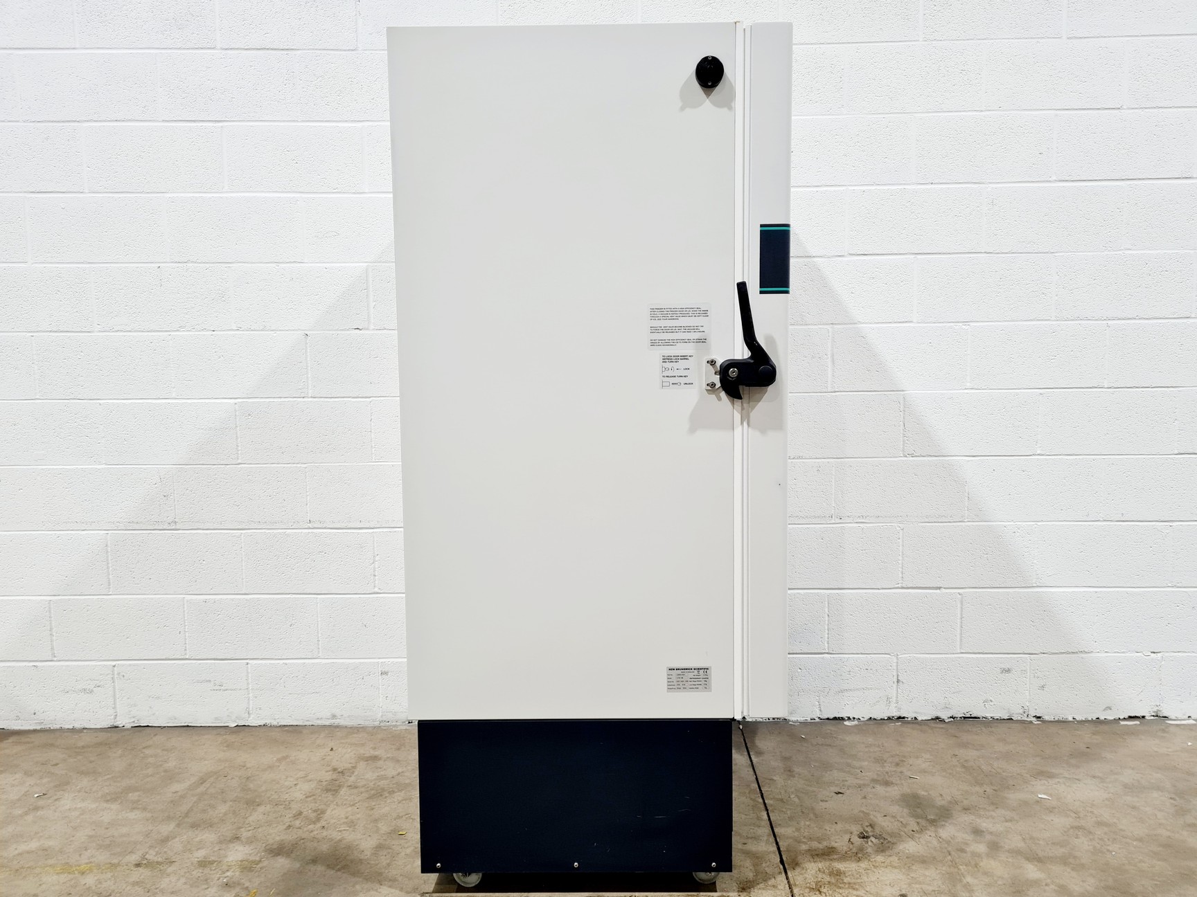 Image of New Brunswick Scientific Ultra Low Temperature Freezer - Innova U725