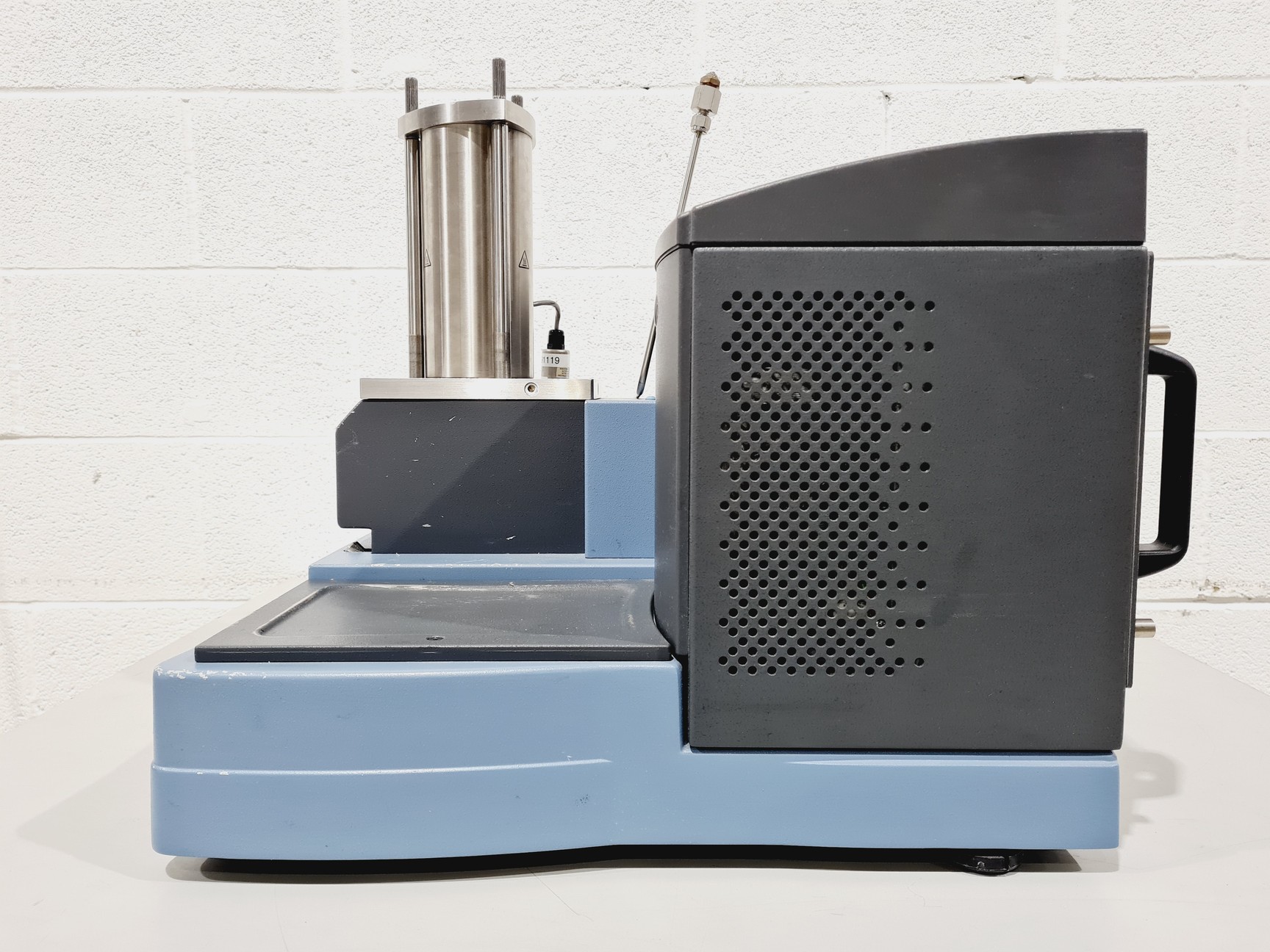 Image of TA Instruments DSC Q20 Differential Scanning Calorimeter 