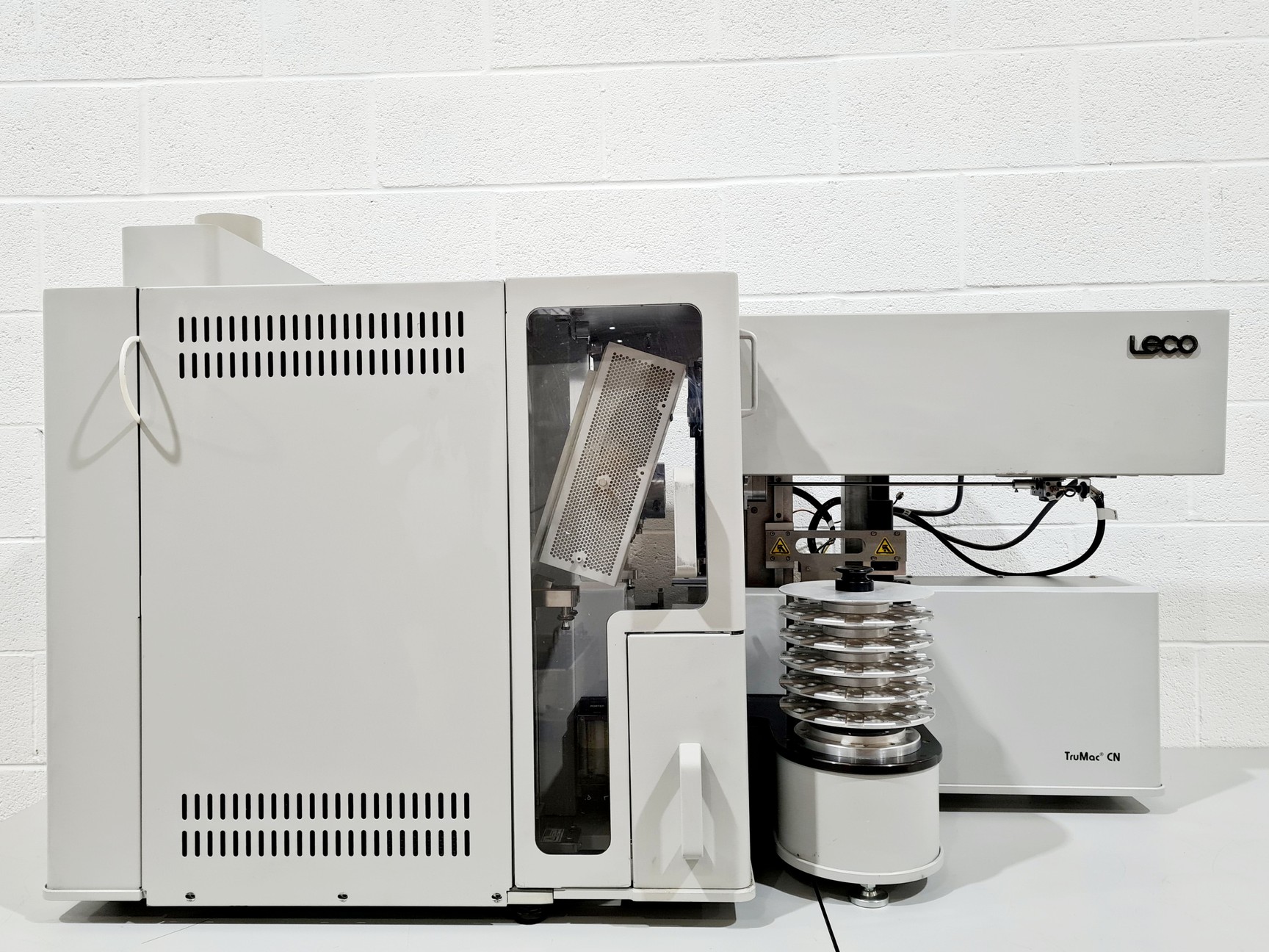 Image of Leco TruMac CN Elemental Determinator System w Model 630-300-300 and 630-300-800