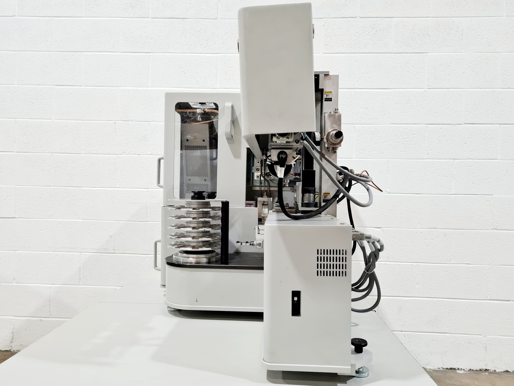 Image of Leco TruMac CN Elemental Determinator System w Model 630-300-300 and 630-300-800
