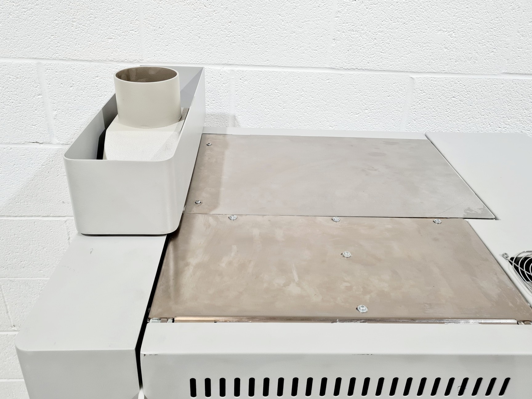 Image of Leco TruMac CN Elemental Determinator System w Model 630-300-300 and 630-300-800
