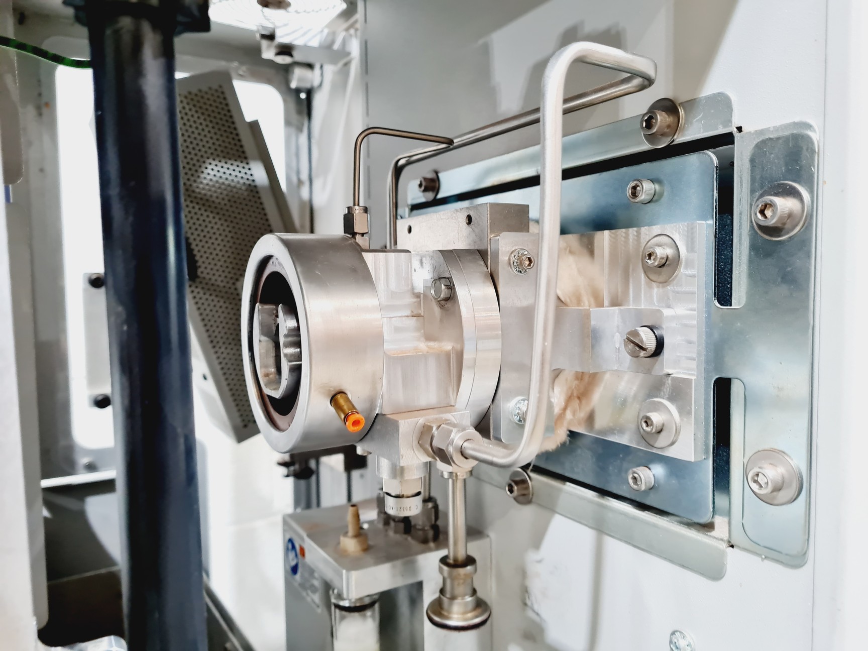 Image of Leco TruMac CN Elemental Determinator System w Model 630-300-300 and 630-300-800