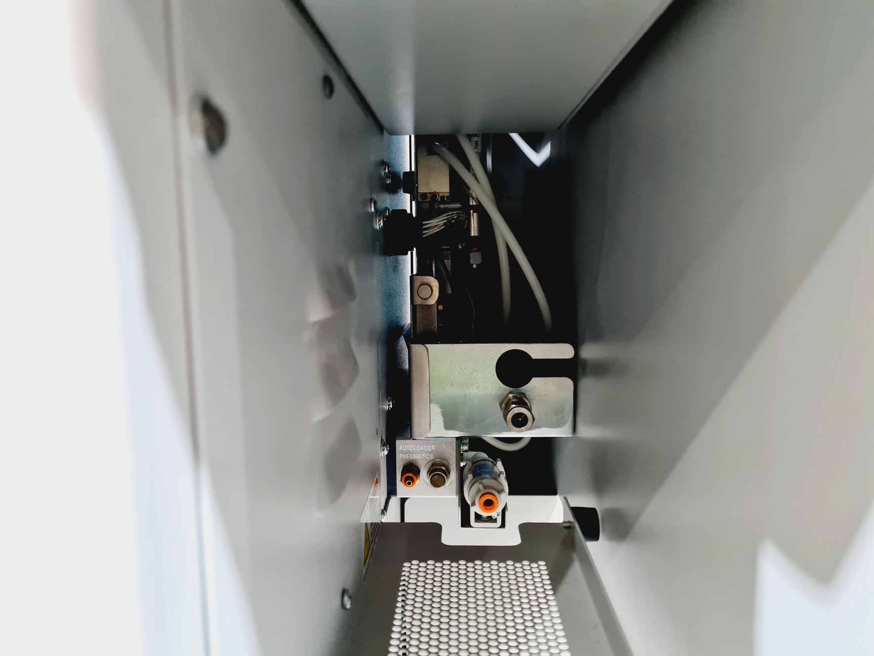 Image of Leco TruMac CN Elemental Determinator System w Model 630-300-300 and 630-300-800