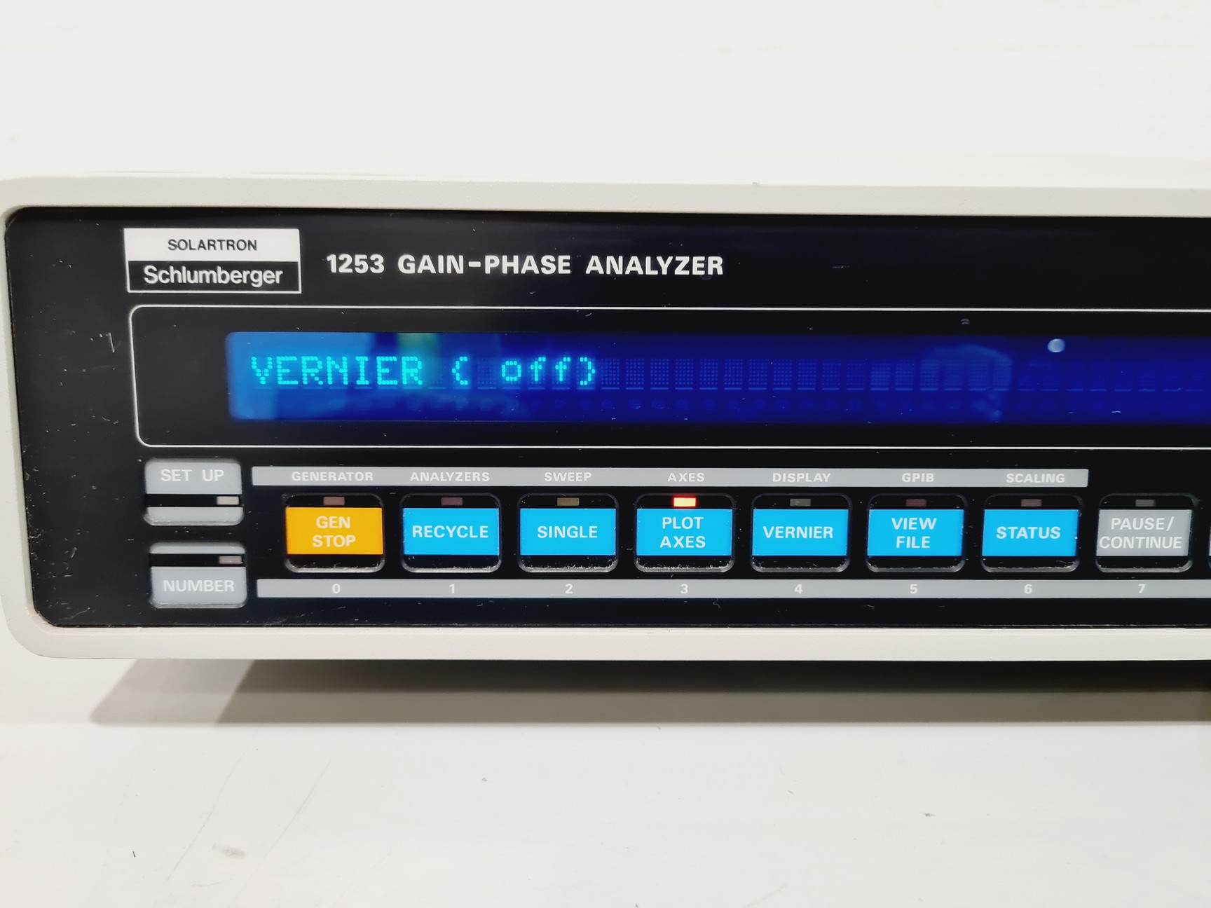 Image of Schlumberger Solartron 1253 Gain-Phase Analyzer