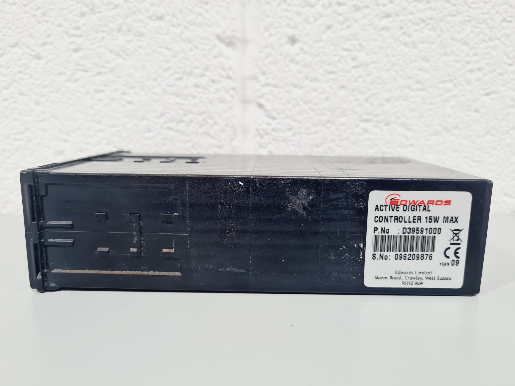 Image of Edwards Active Digital Gauge Pressure Controller 