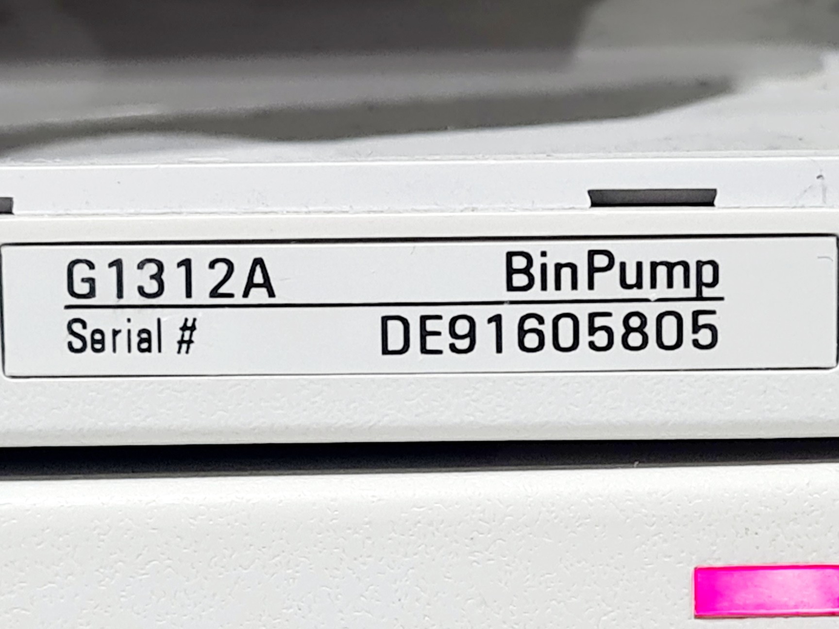 Image of Hewlett Packard Series 1100 with ColComp, 2 x Degasser, Bin Pump, QuatPump