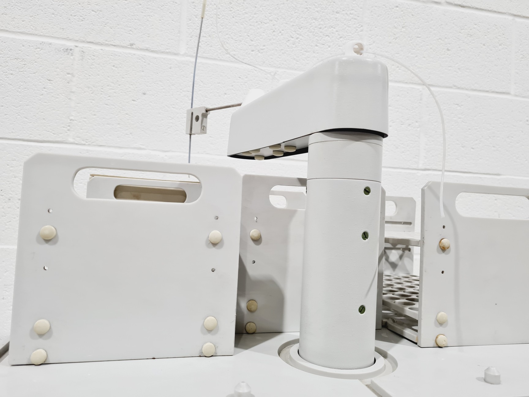 Image of Varian Vista-Pro CCD Simultaneous ICP-OES System w Chiller, Autosampler, and PC