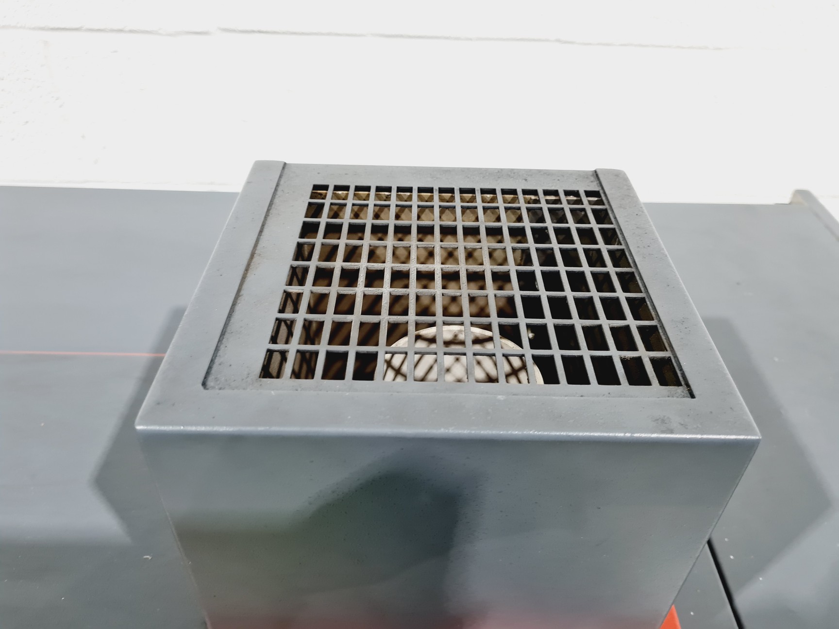 Image of Varian Vista-Pro CCD Simultaneous ICP-OES System w Chiller, Autosampler, and PC