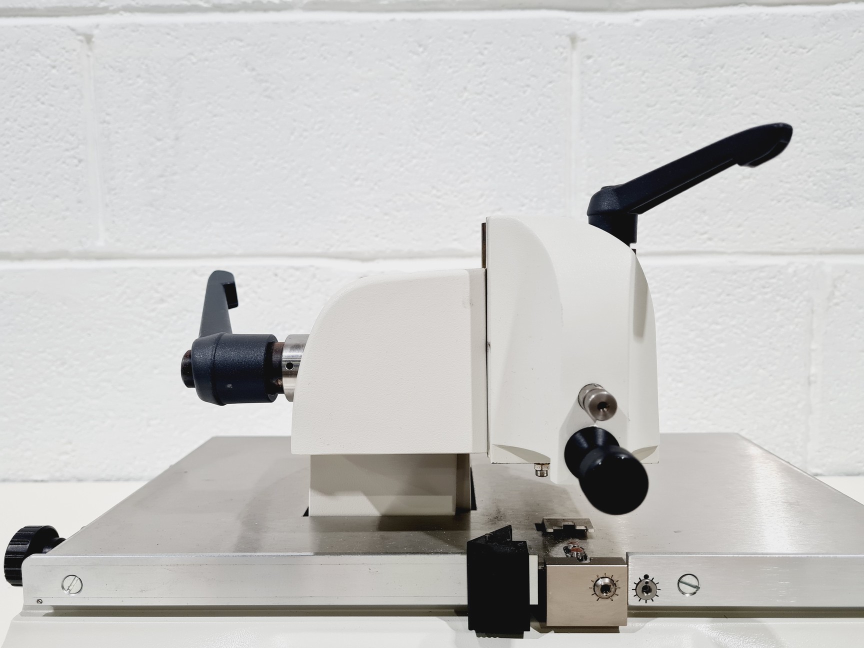 Image of Leica EM KMR2 Glass Knifemaker for Electron & Light Microscopy Applications