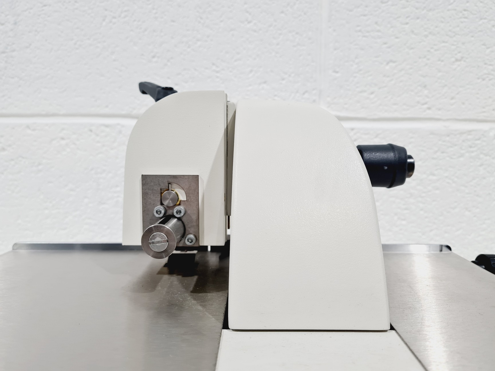 Image of Leica EM KMR2 Glass Knifemaker for Electron & Light Microscopy Applications