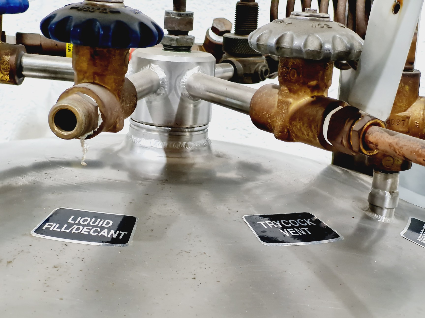 Image of StateBourne CryoStor 240 Stainless Liquid Nitrogen Storage Tank 