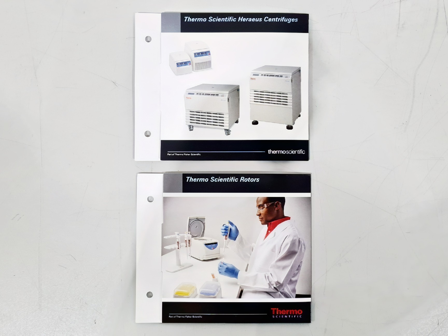 Image of Thermo Scientific Heraeus Pico 17 Benchtop Centrifuge 120V Lab