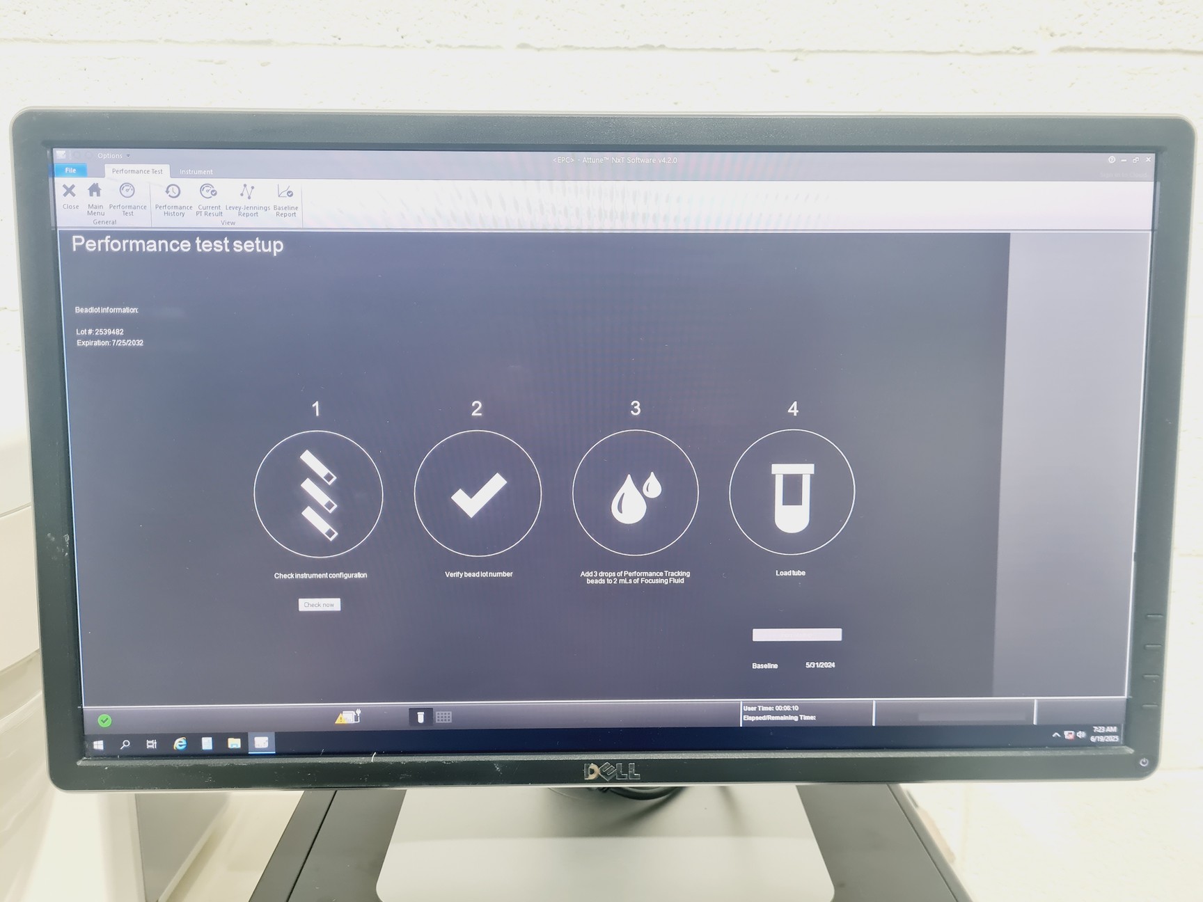 Image of Life Technologies Attune NxT Acoustic Focusing Cytometer AFC2 W/ PC + Software 