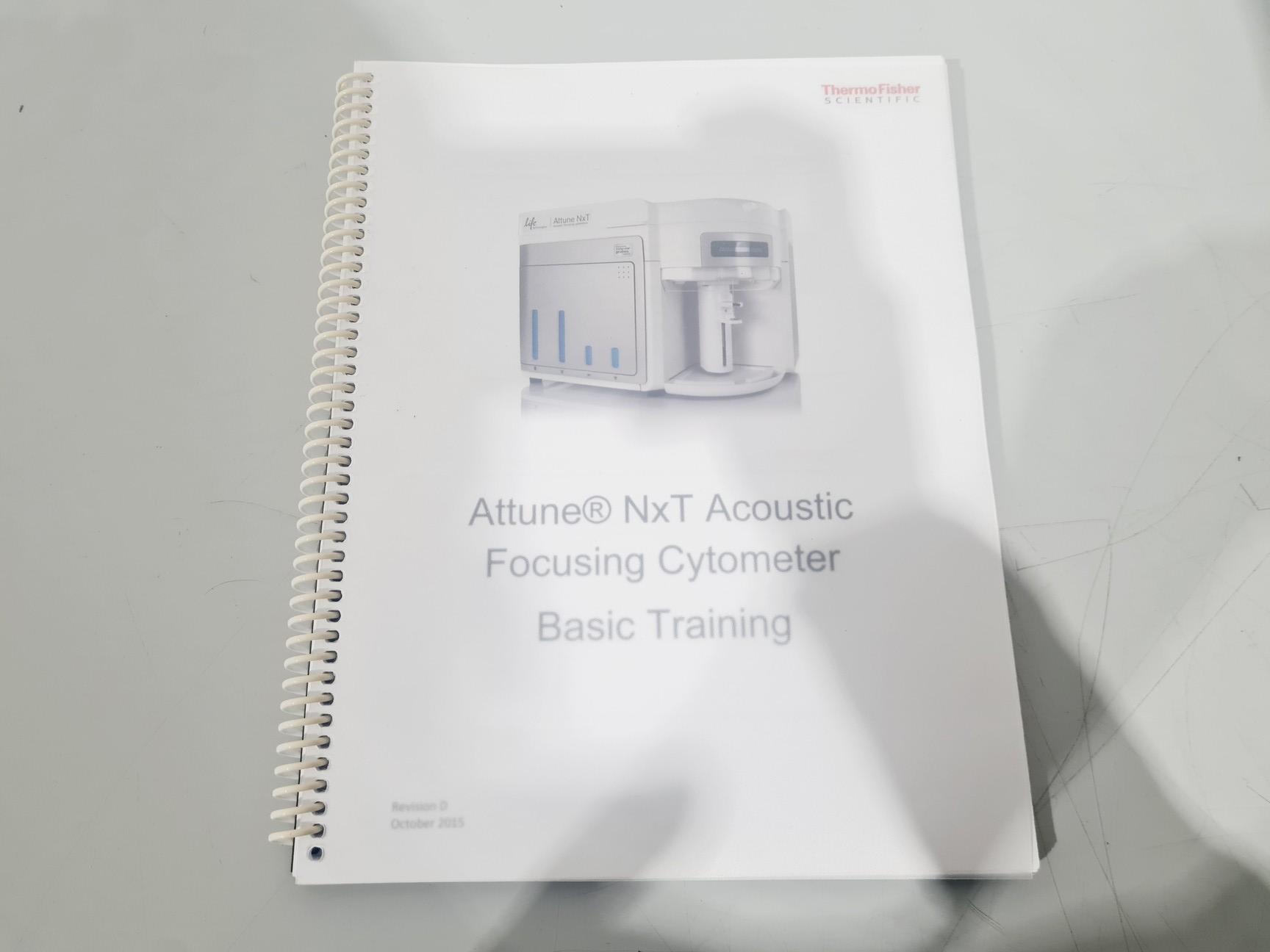 Image of Life Technologies Attune NxT Acoustic Focusing Cytometer AFC2 W/ PC + Software 