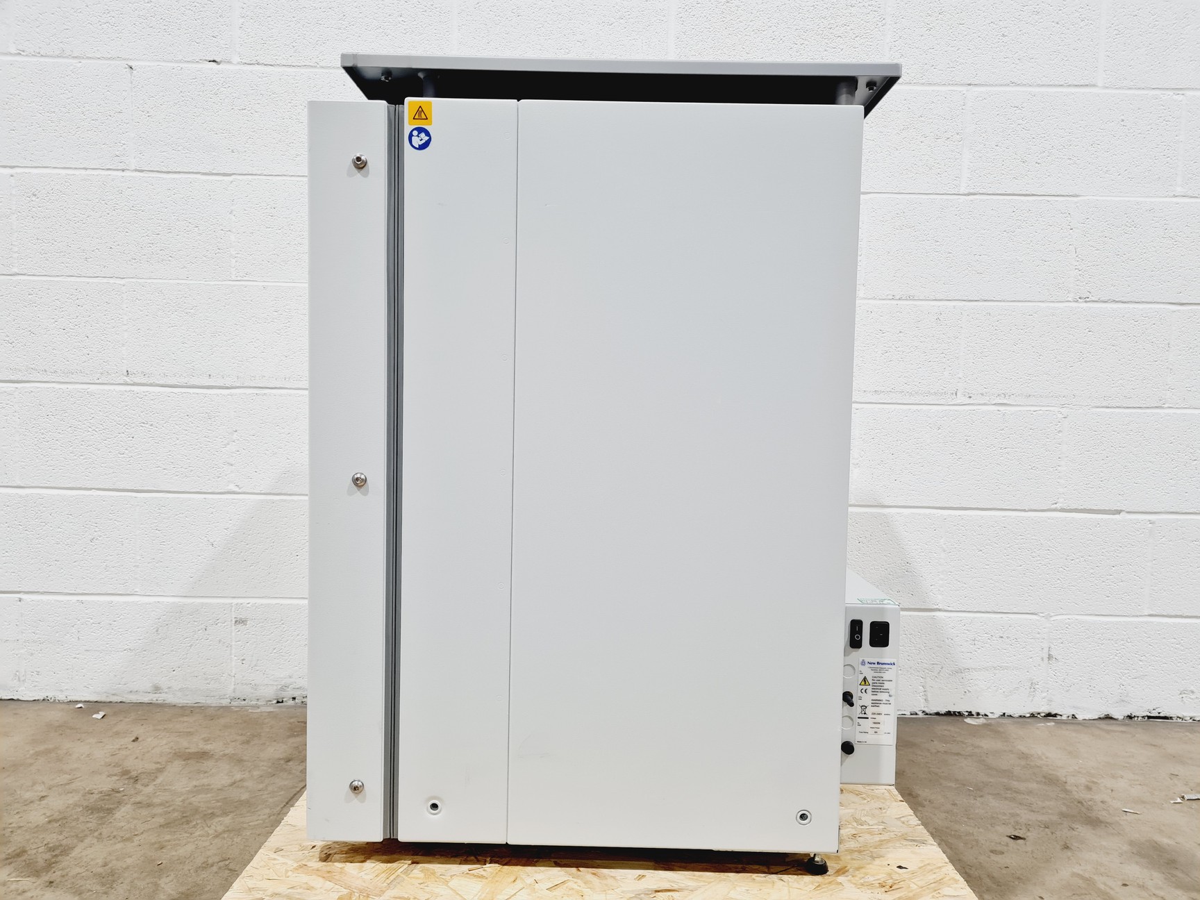 Image of New Brunswick Galaxy 170 R CO2 Incubator Lab