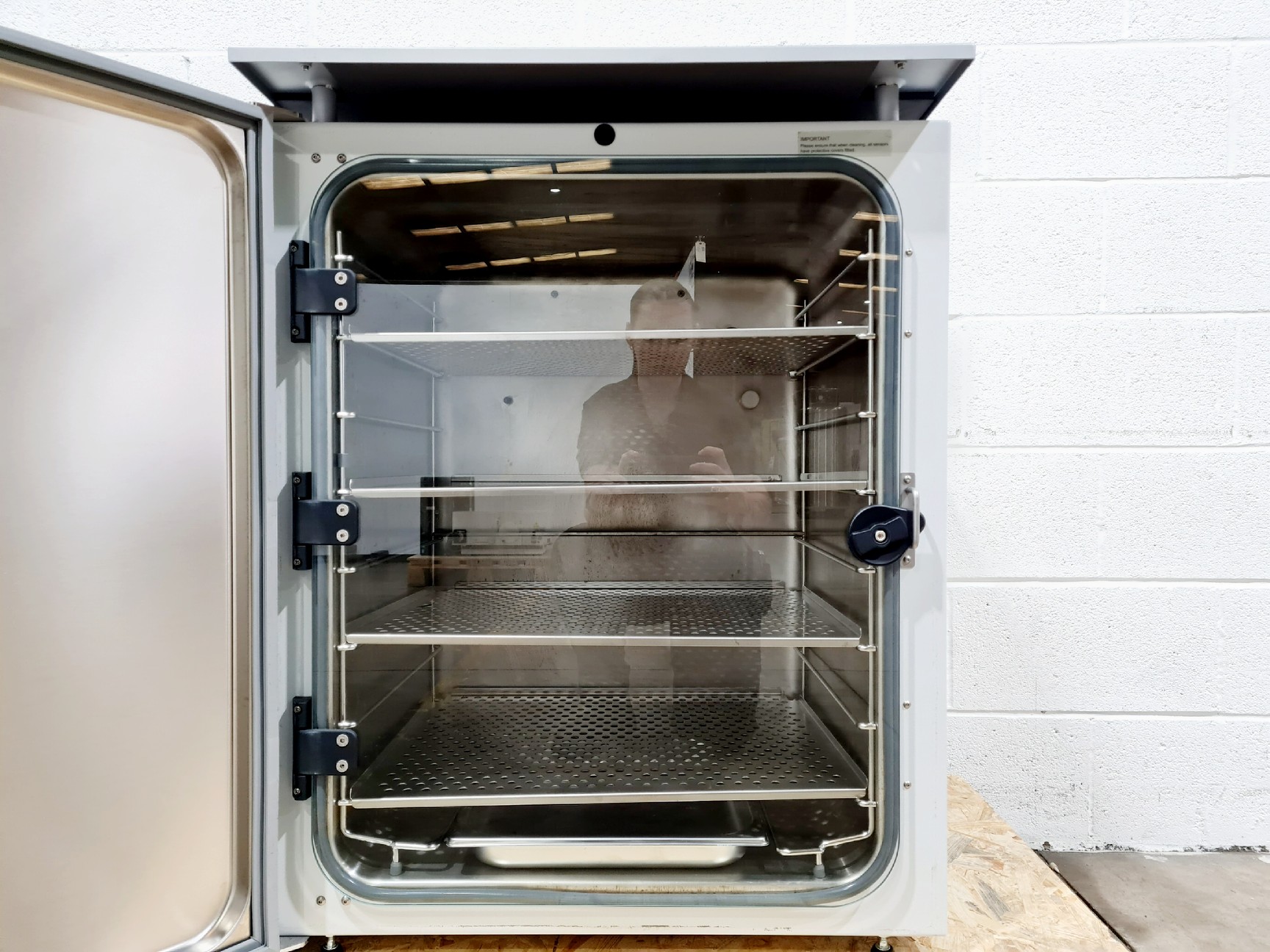 Image of New Brunswick Galaxy 170 R CO2 Incubator Lab
