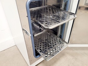 Thumbnail image of Thermo Scientific Heratherm IGS60 Incubator