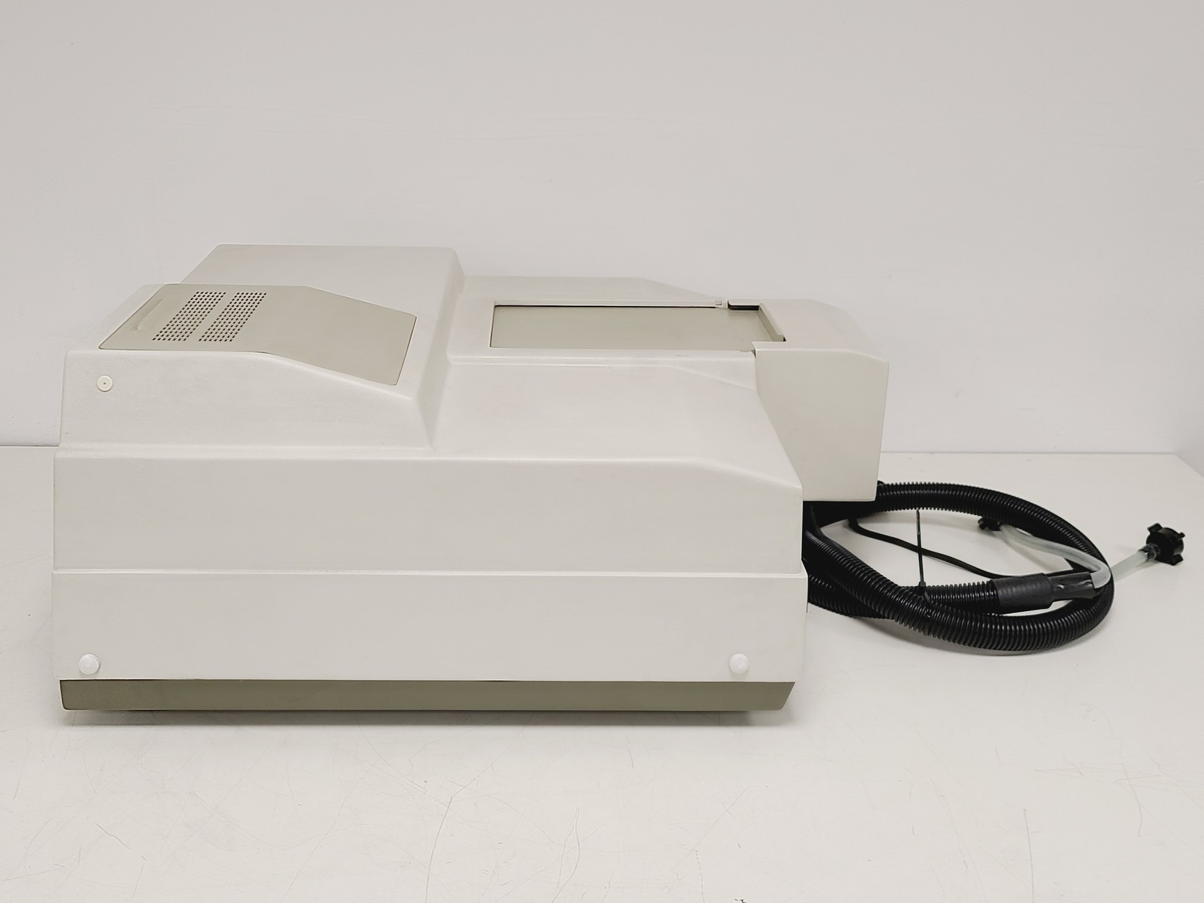 Image of Varian Cary 1E UV-Visible Spectrophotometer & Temperature Controller