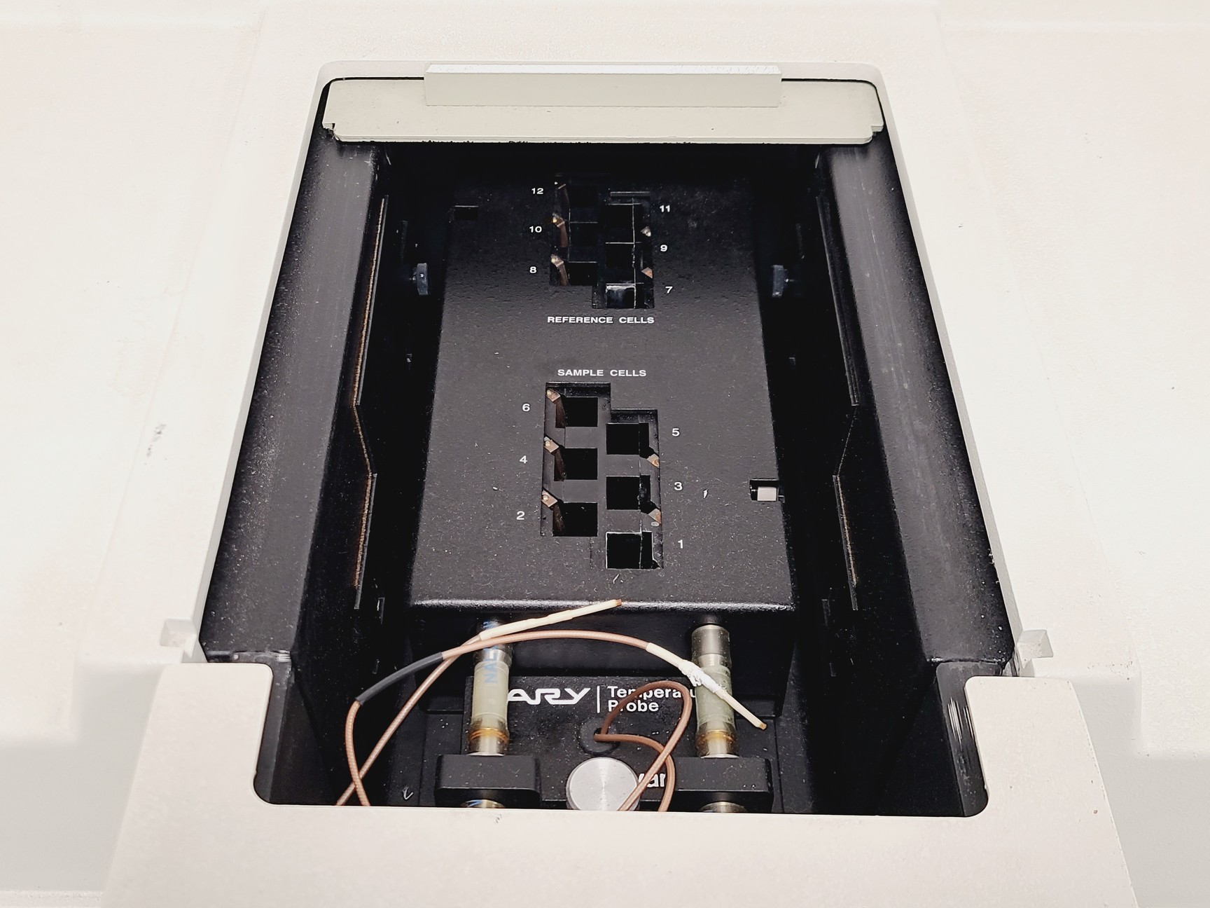 Image of Varian Cary 1E UV-Visible Spectrophotometer & Temperature Controller