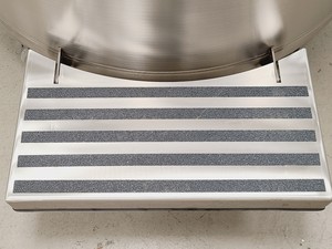 Thumbnail image of Taylor-Wharton LABS-40K Liquid Nitrogen Cryogenic Storage Tank