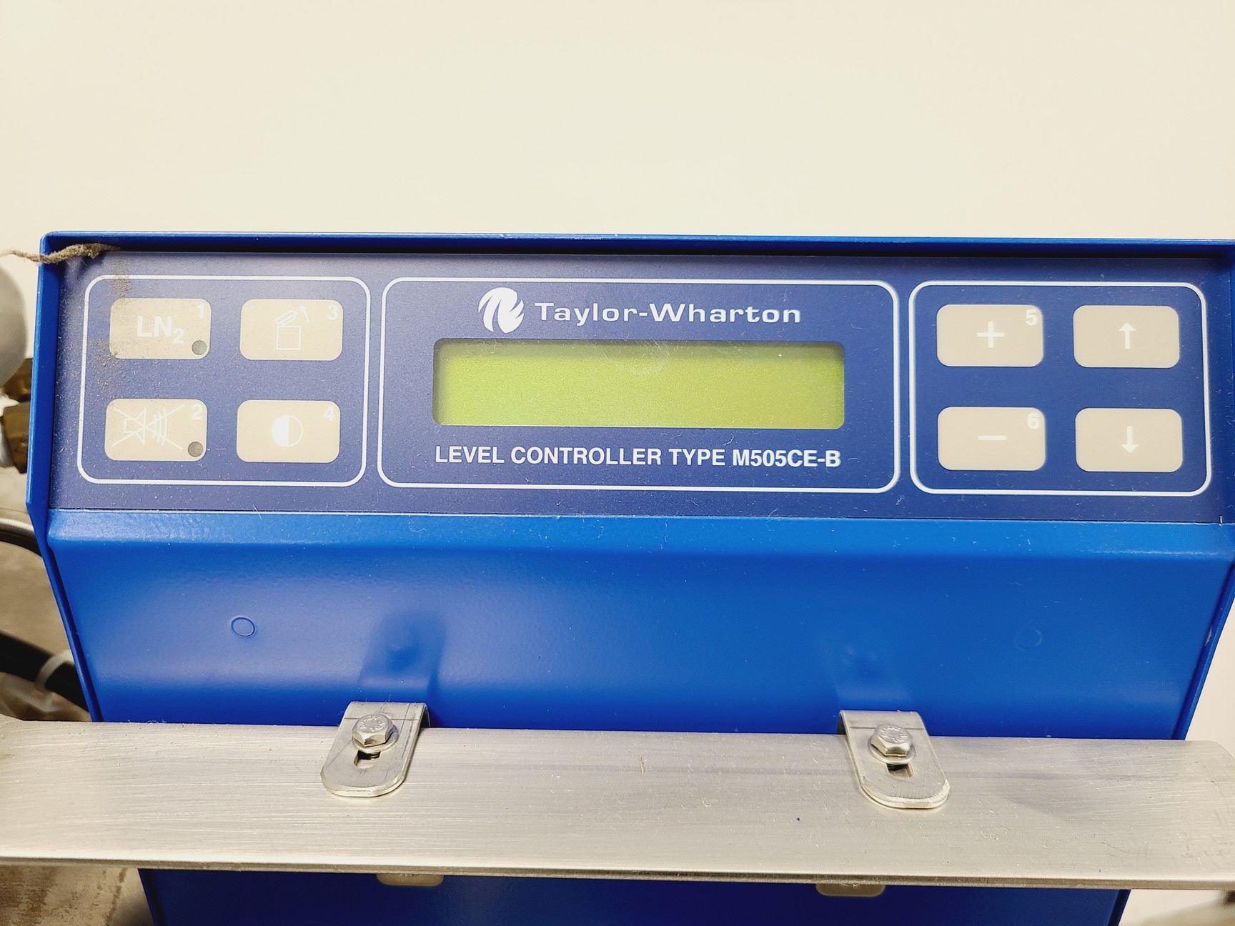 Image of Taylor-Wharton LABS-40K Liquid Nitrogen Cryogenic Storage Tank