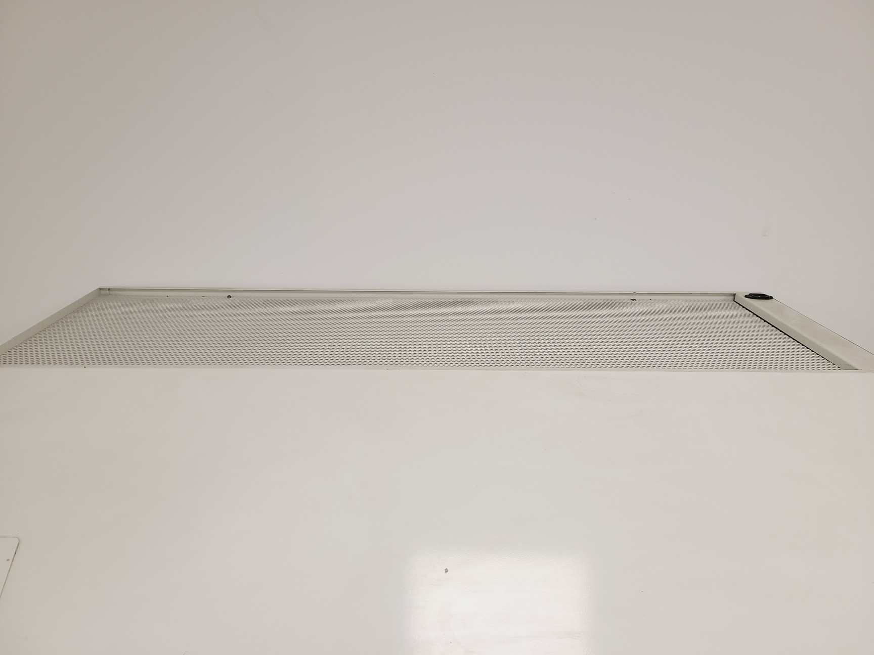 Image of Heraeus LaminAir HP 48 Laminar Flow Cabinet