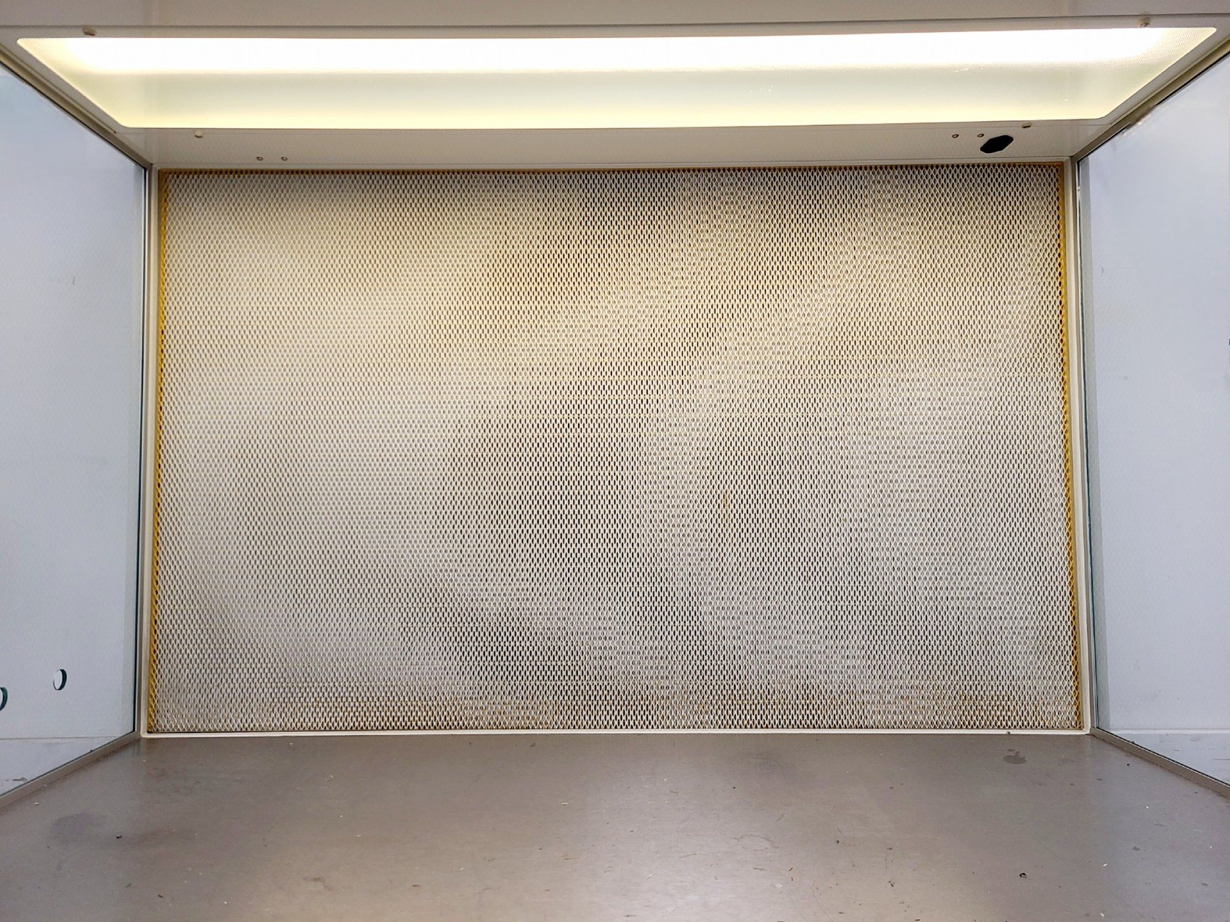 Image of Heraeus LaminAir HP 48 Laminar Flow Cabinet