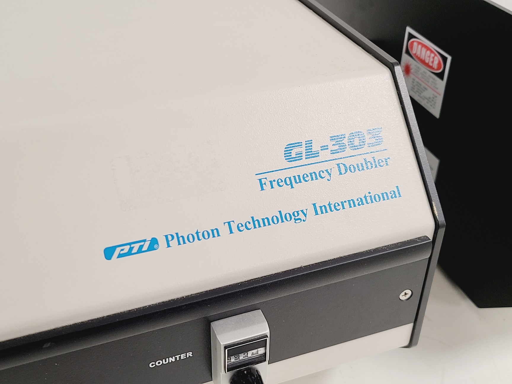 Image of PTI Photon Technology International High Resolution Dye Laser and Nitrogen Laser