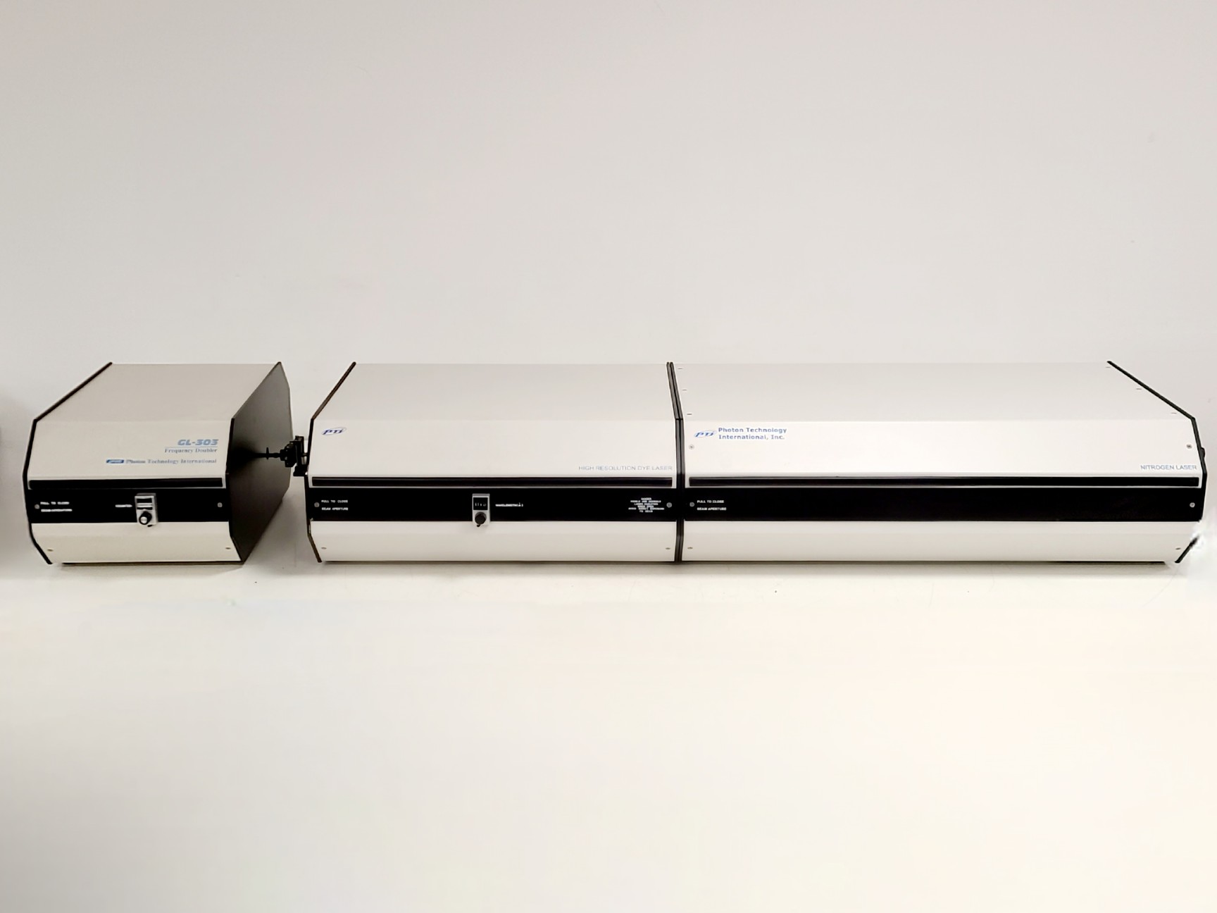 Image of PTI Photon Technology International High Resolution Dye Laser and Nitrogen Laser