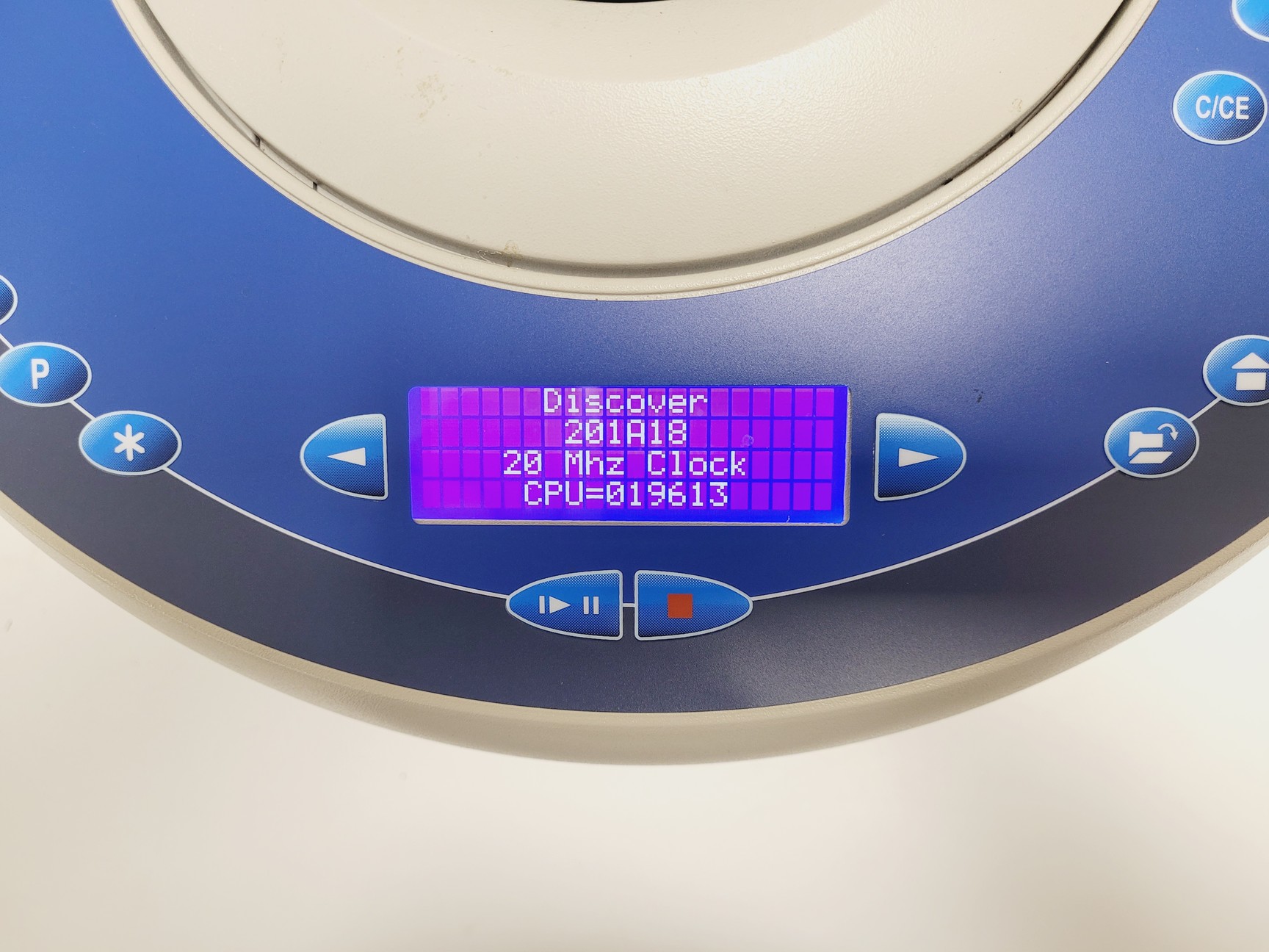 Image of CEM Discover System Microwave Reactor Sythesiser