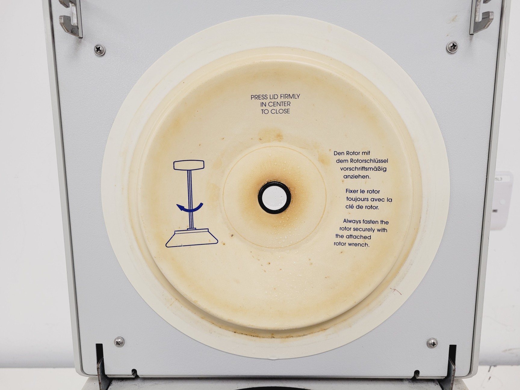 Image of Eppendorf 5417 R Benchtop Centrifuge