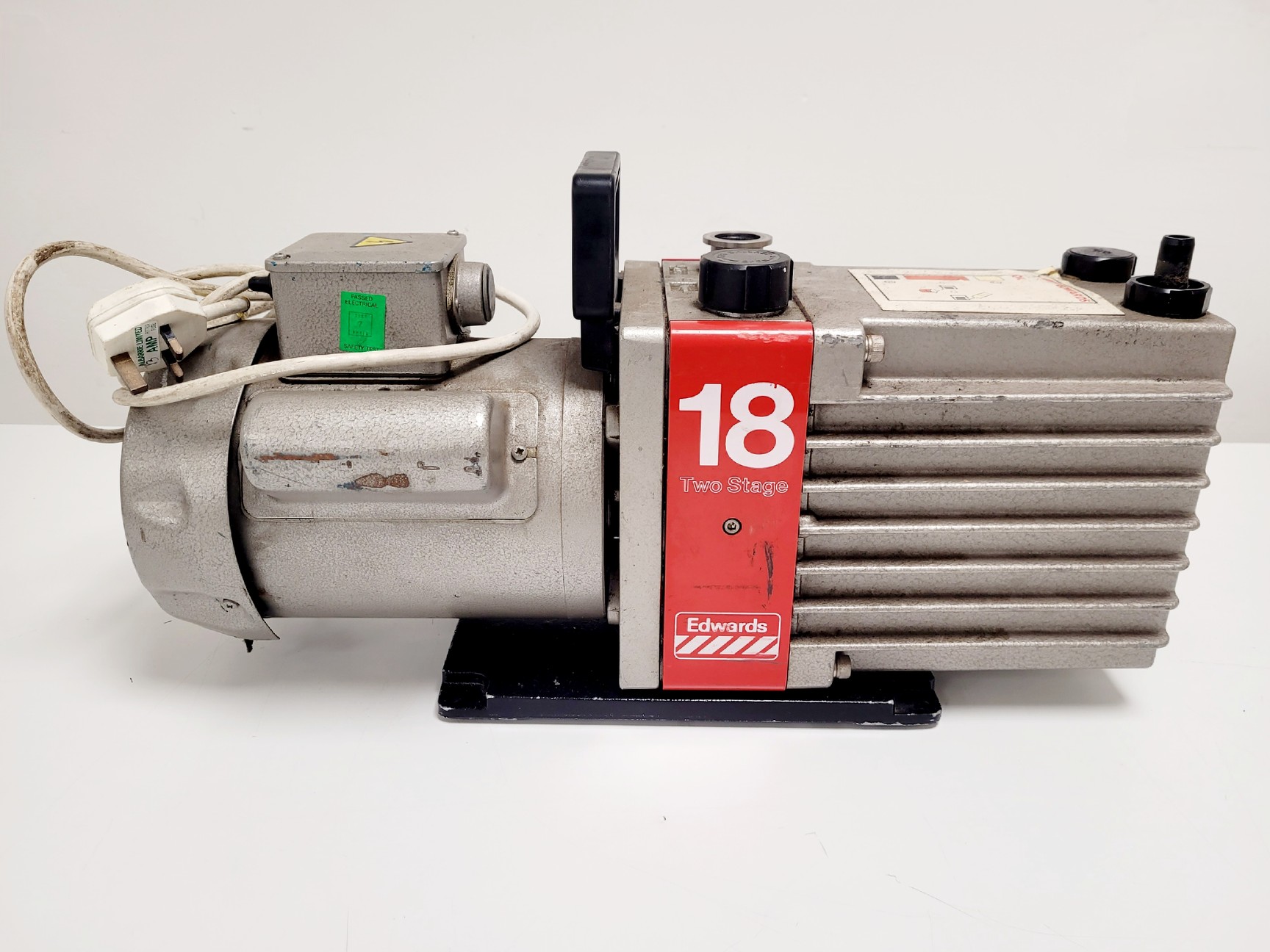 Image of Edwards 18 Rotary Vane Vacuum Pump E2M18 