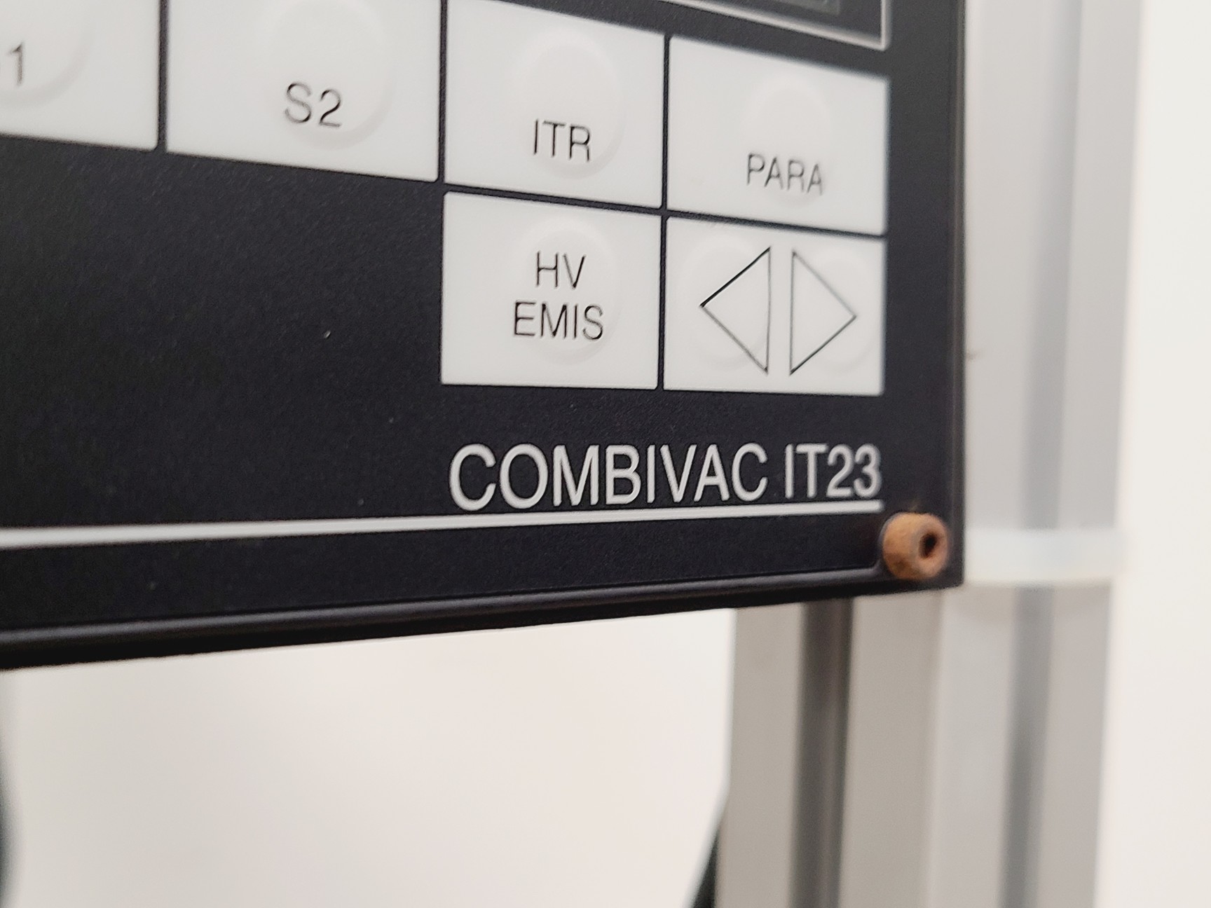 Image of Leybold Turbotronik NT 10/Combivac IT23/Trivac D2.5E Vacuum Pump System