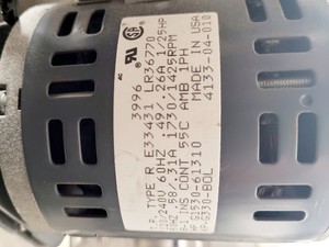 Thumbnail image of Agilent G1530A GC Gas Chromatography Spares or Repairs