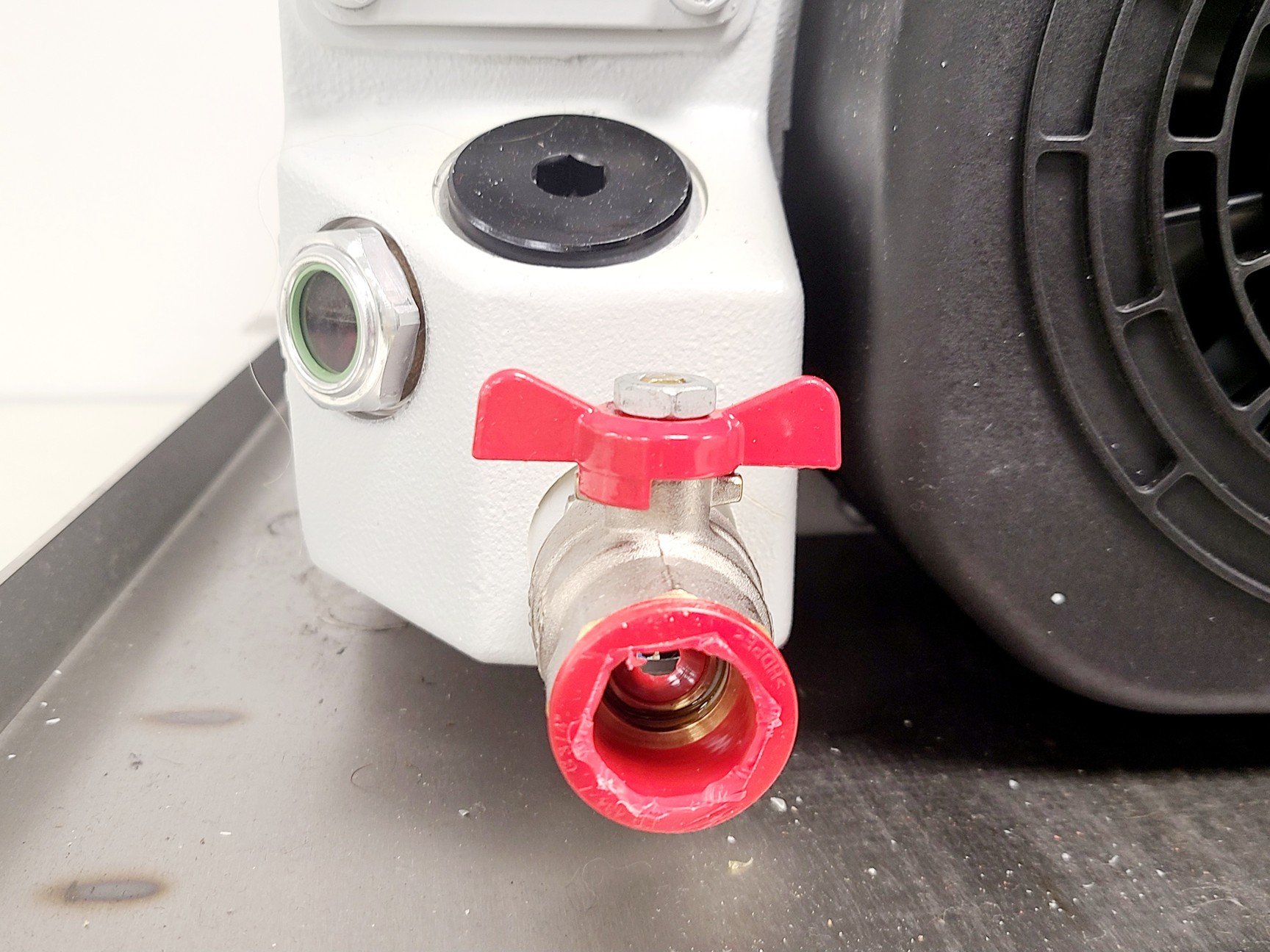 Image of Thermo Scientific Q Exactive Basic MS System w/ Sogevac SV 40-65 Pump