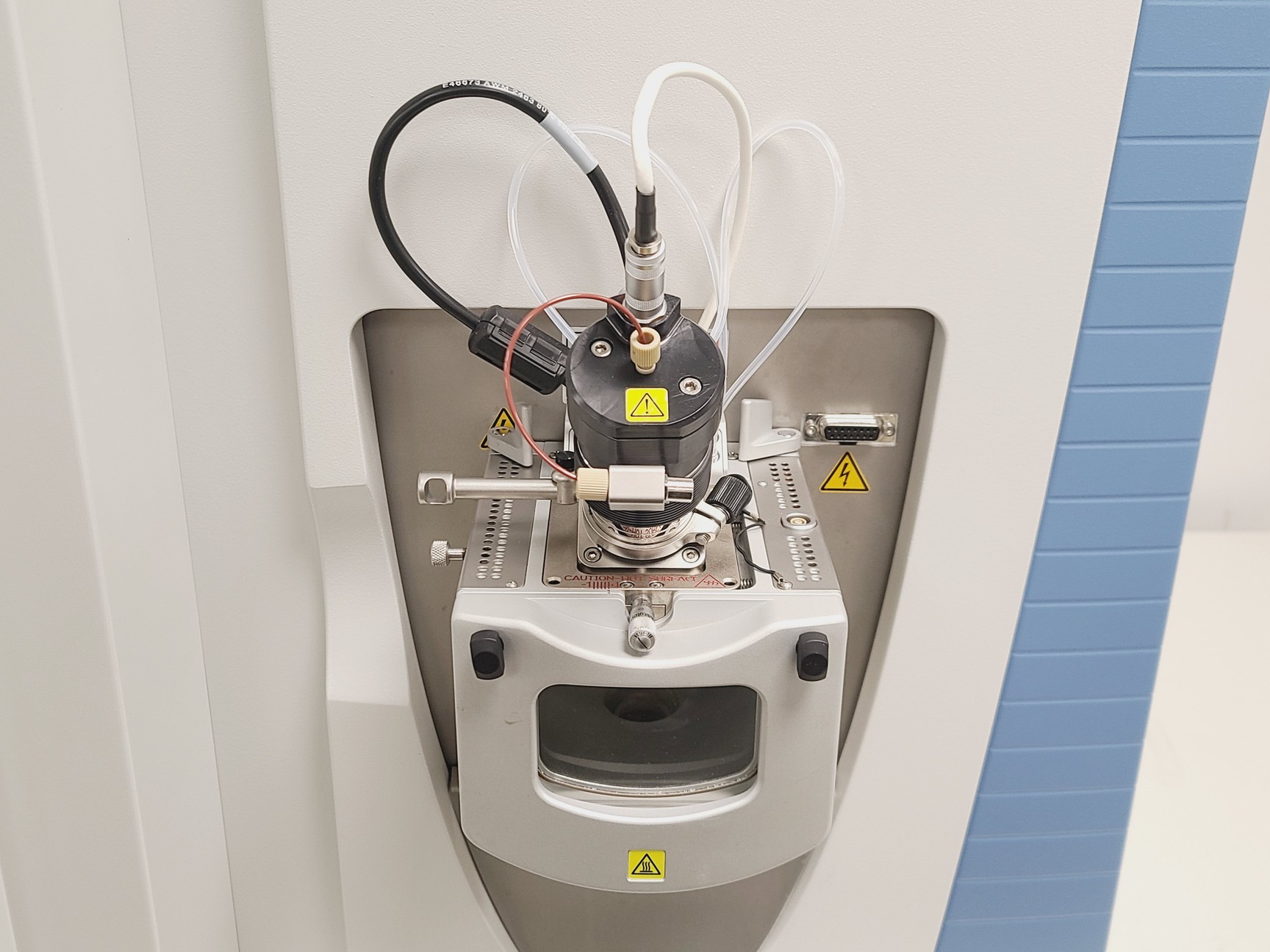 Image of Thermo Scientific Q Exactive Basic MS System w/ Sogevac SV 40-65 Pump