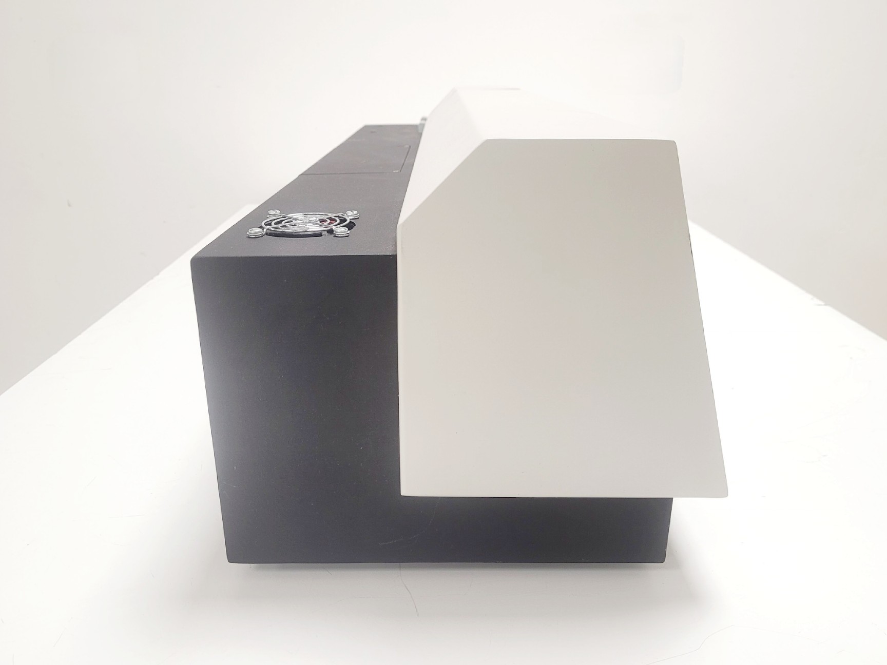 Image of Bioptonics Optical Projection Tomography OPT Scanner 3001M