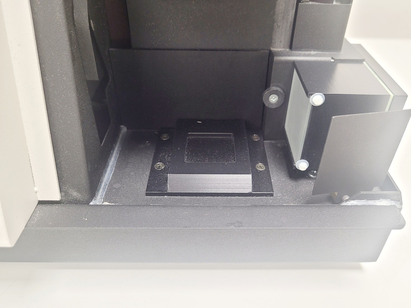 Image of Bioptonics Optical Projection Tomography OPT Scanner 3001M