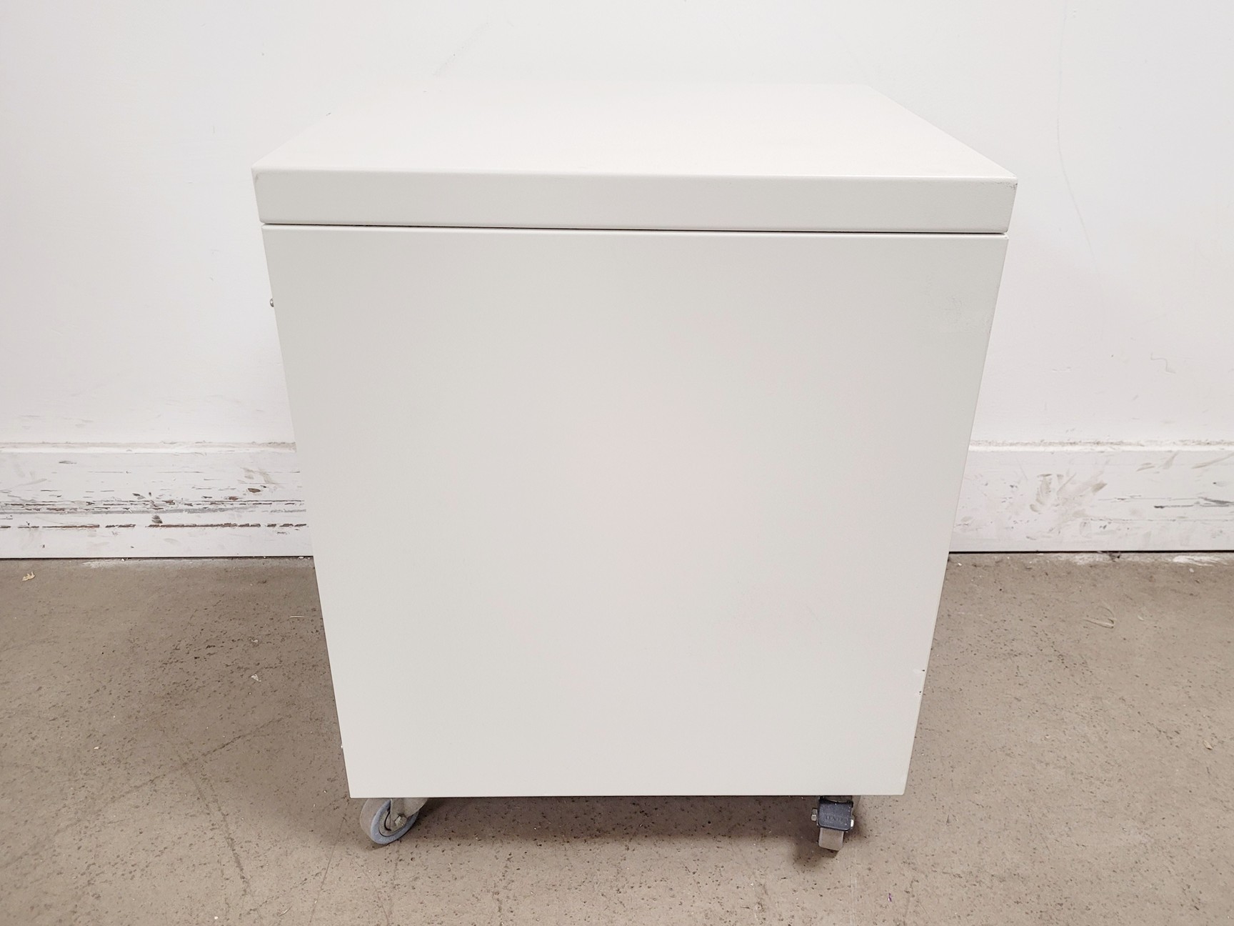 Image of Buchi F-108 Recirculating Chiller