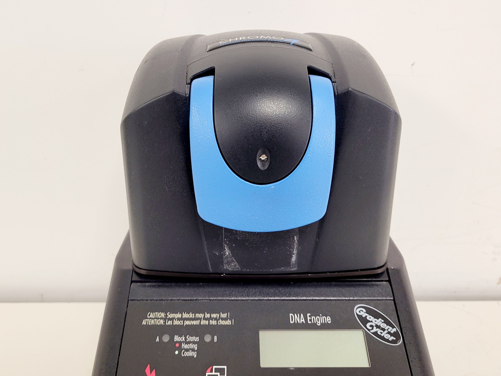 Image of MJ Research PTC-200 Peltier Thermal Cycler