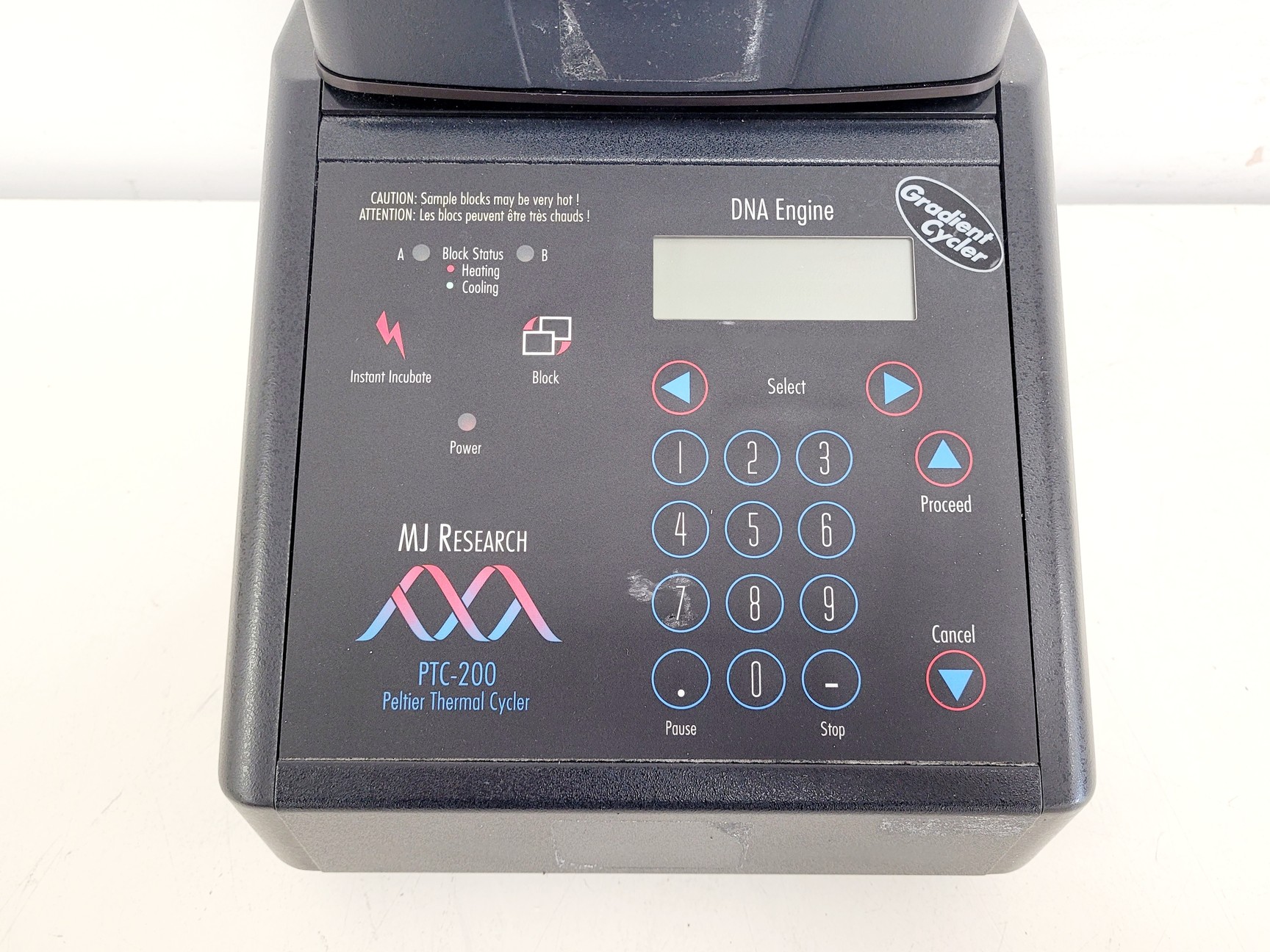 Image of MJ Research PTC-200 Peltier Thermal Cycler