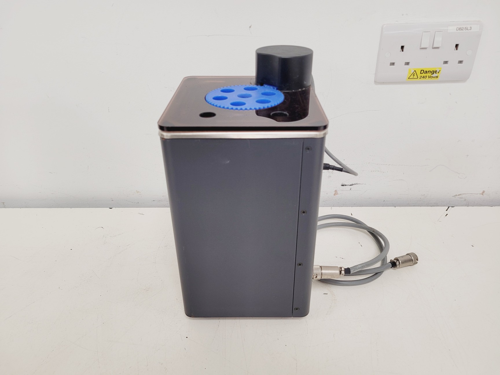 Image of Diagenode Bioruptor UCD-200TM-EX Sonication System
