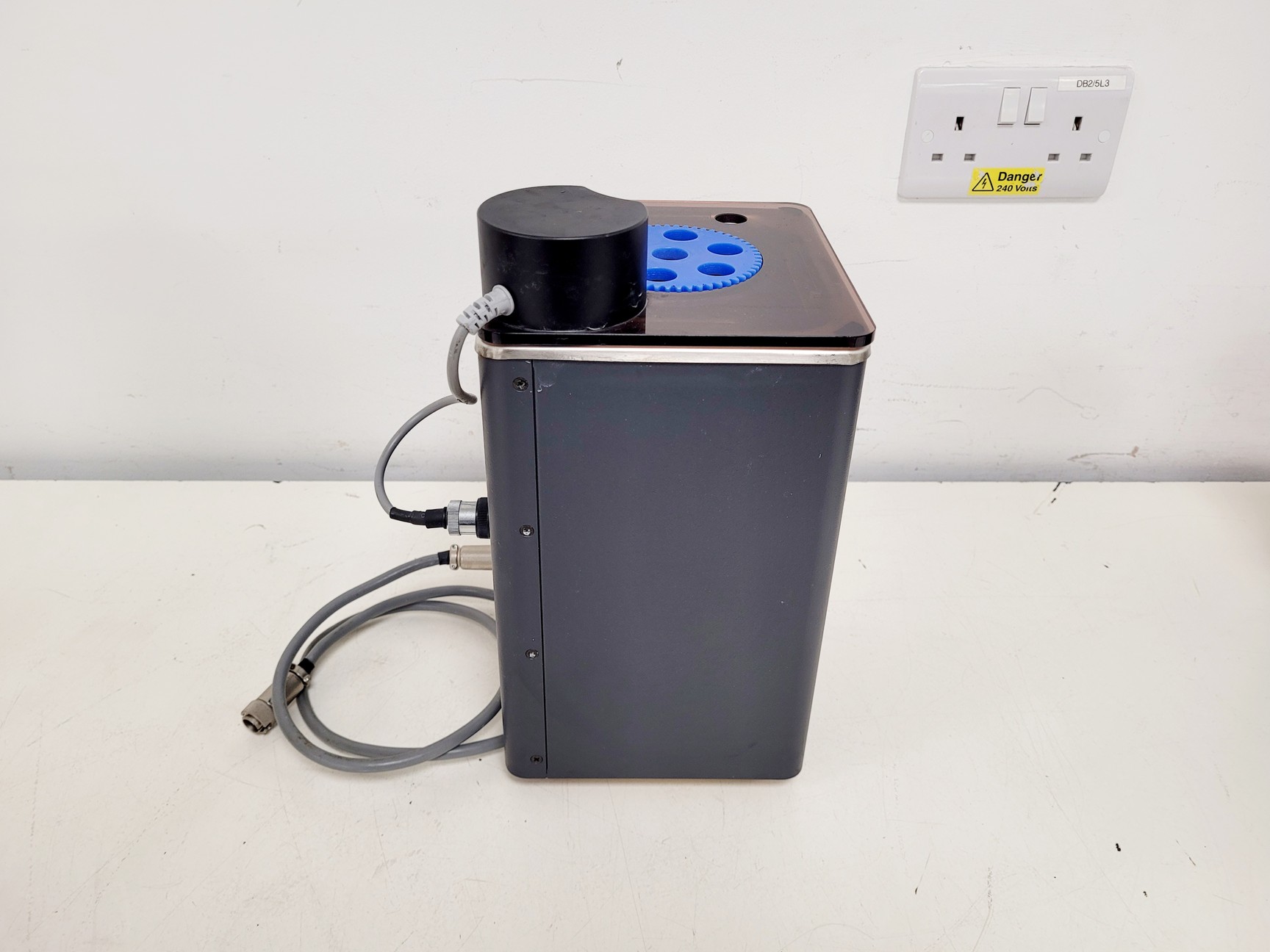 Image of Diagenode Bioruptor UCD-200TM-EX Sonication System