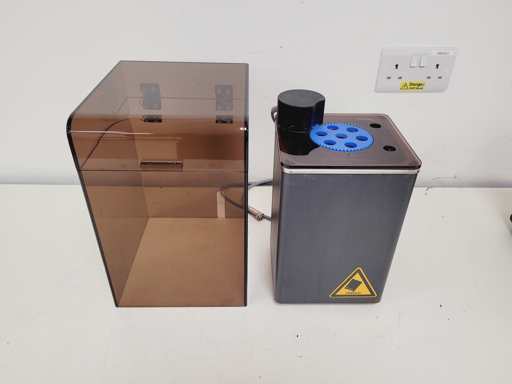 Image of Diagenode Bioruptor UCD-200TM-EX Sonication System