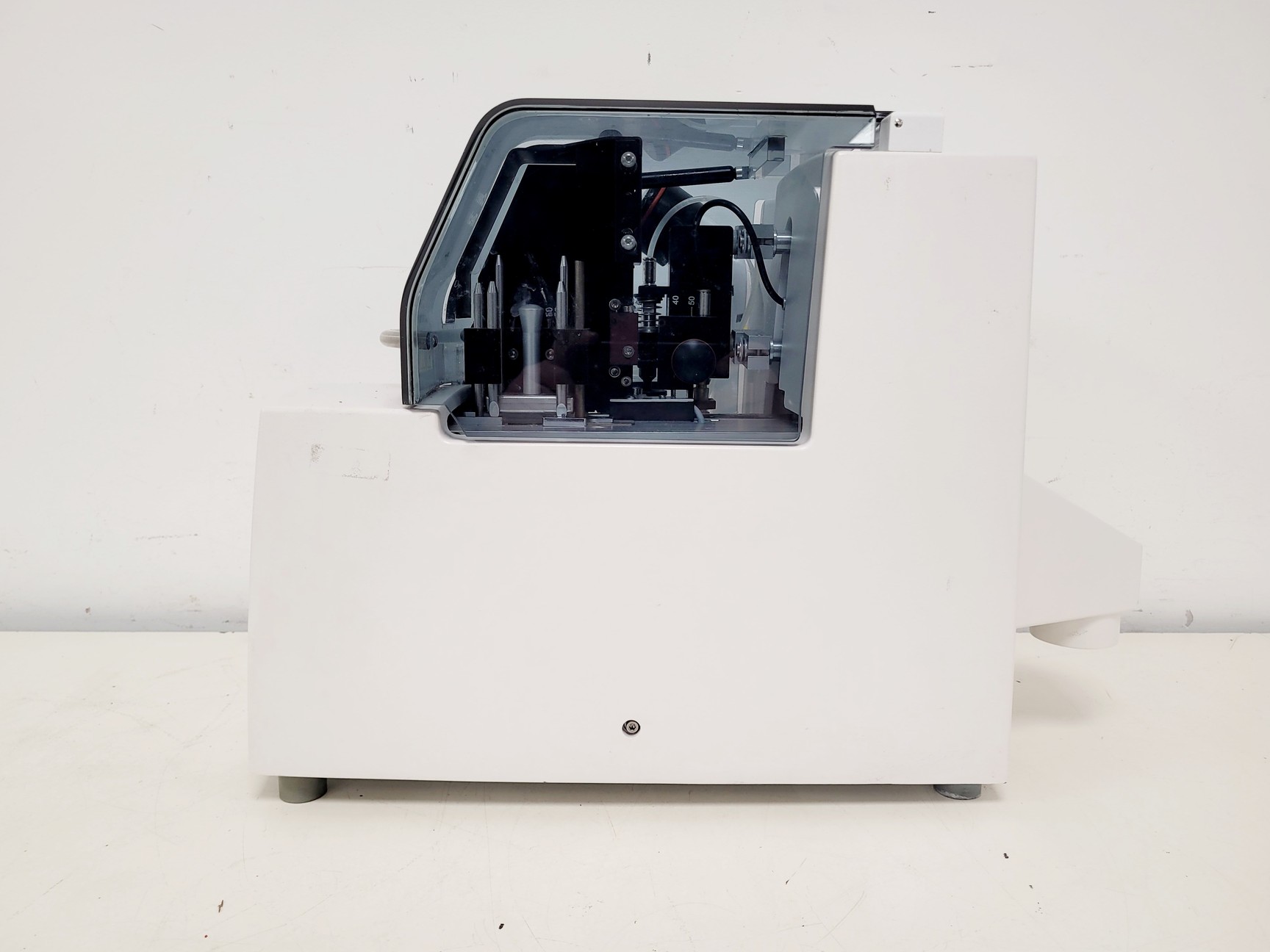 Image of Thermo Scientific CTM 6 Microm Coverslipper Lab