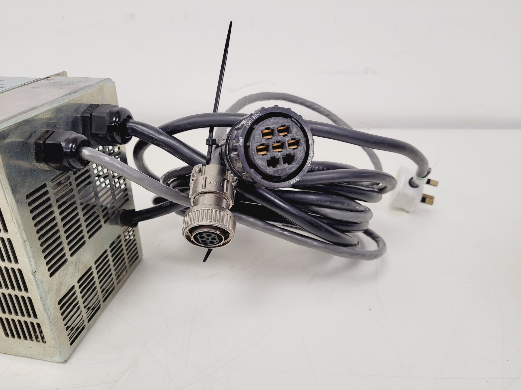 Image of MJ Research DNA Engine Tetrad PTC-225 Peltier Thermal Cycler PCR