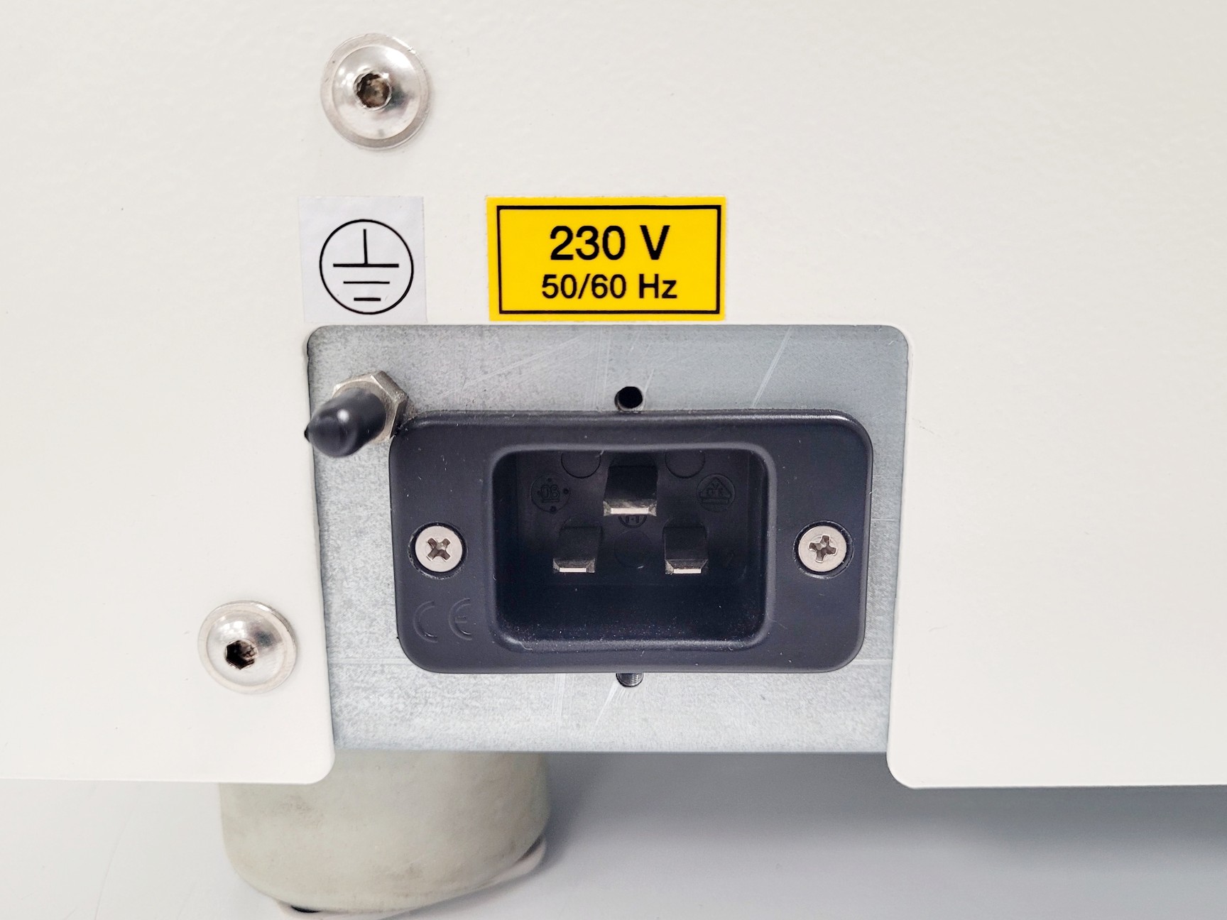 Image of Thermo Scientific Sorvall Legend T+ Benchtop Centrifuge