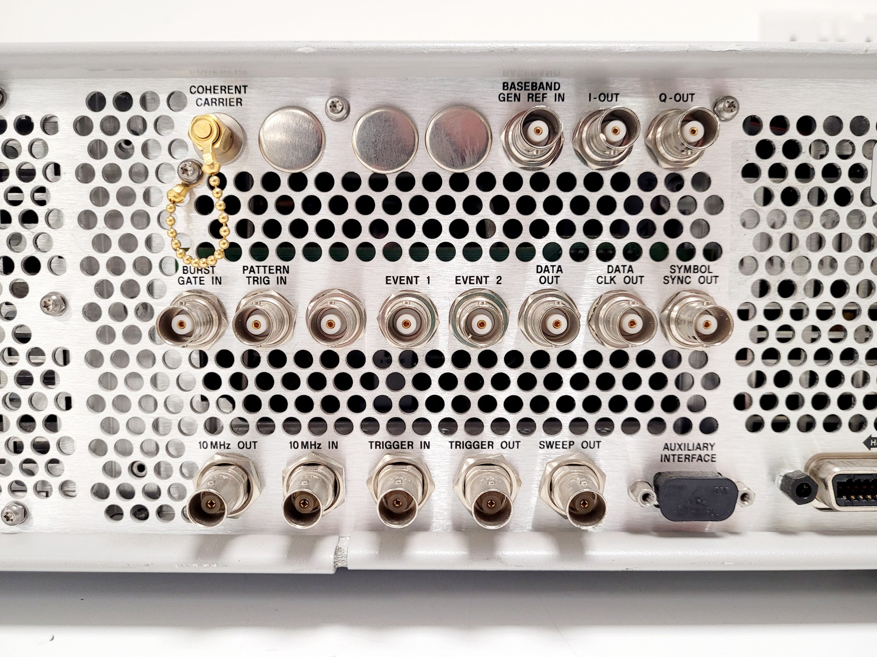 Image of Agilent E4437B ESG-AP Series Signal Generator