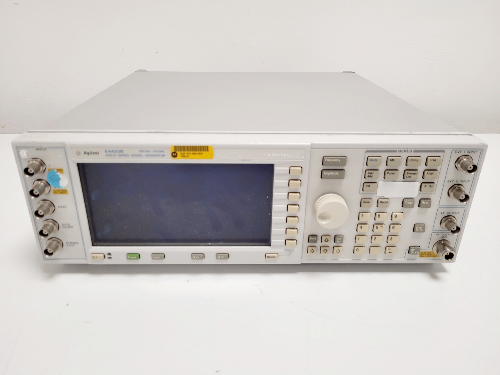 Image of Agilent E4433B ESG-D Series Signal Generator